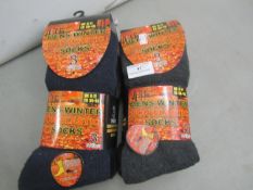 6 X pairs of Mens Winter non elastic socks size 6-11 new in packaging