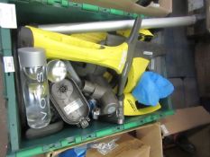 Box containing approx 10-15x various Karcher vacuum parts. All unchecked. Box containing approx 10-