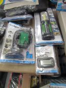 4x Streetwize items being: - jumbo digital clock - gadget holder - 12v extender/ adaptor - work