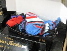 4x Pairs of men's socks, size: 7-11. New & boxed.