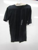 Plain black t-shirt, size: M.