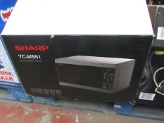 Sharp 25 litre 900w microwave (YC-MS51), tested working and boxed