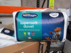 Pallet of 32x Silent Night Supersoft 10.5 tog king size duvets, new in packaging