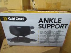 Box of approx 9 x ankle supporters.