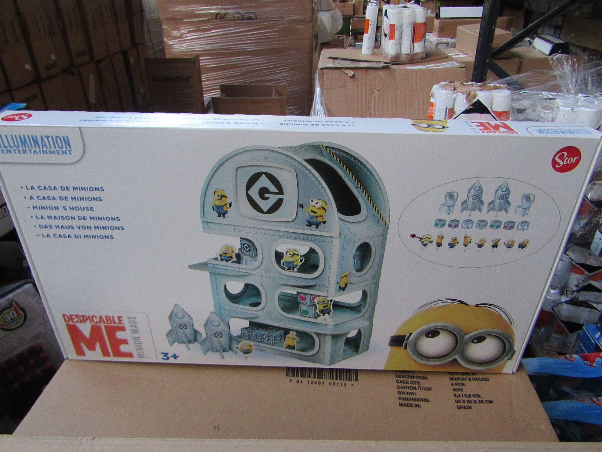 Despicable Me Minion Made minion's house set, new and boxed.