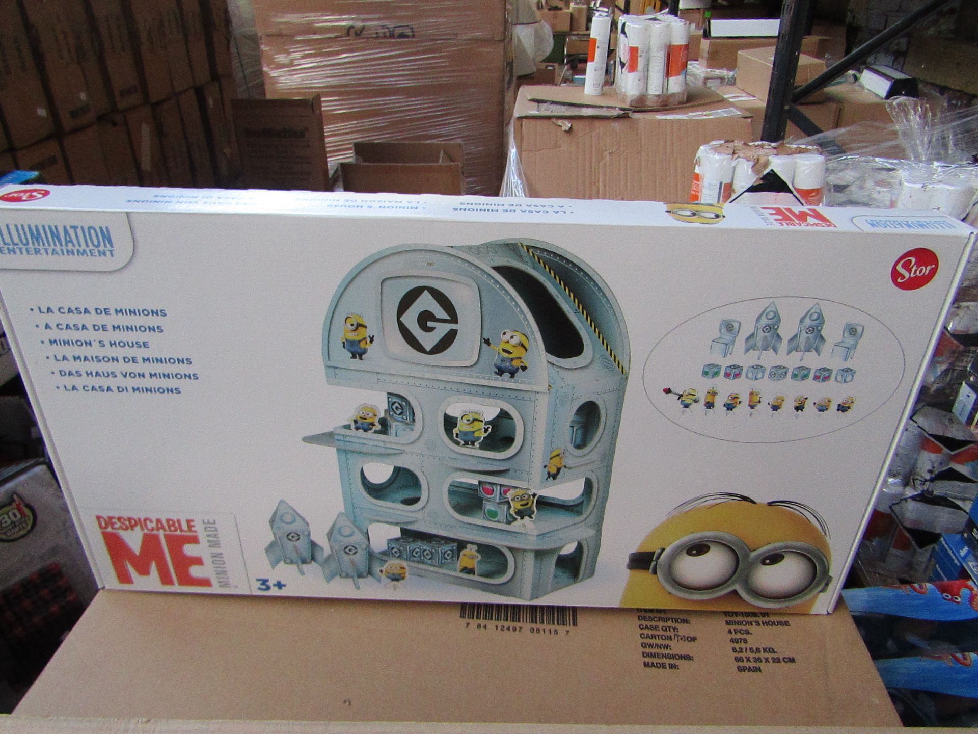 Despicable Me Minion Made minion's house set, new and boxed.