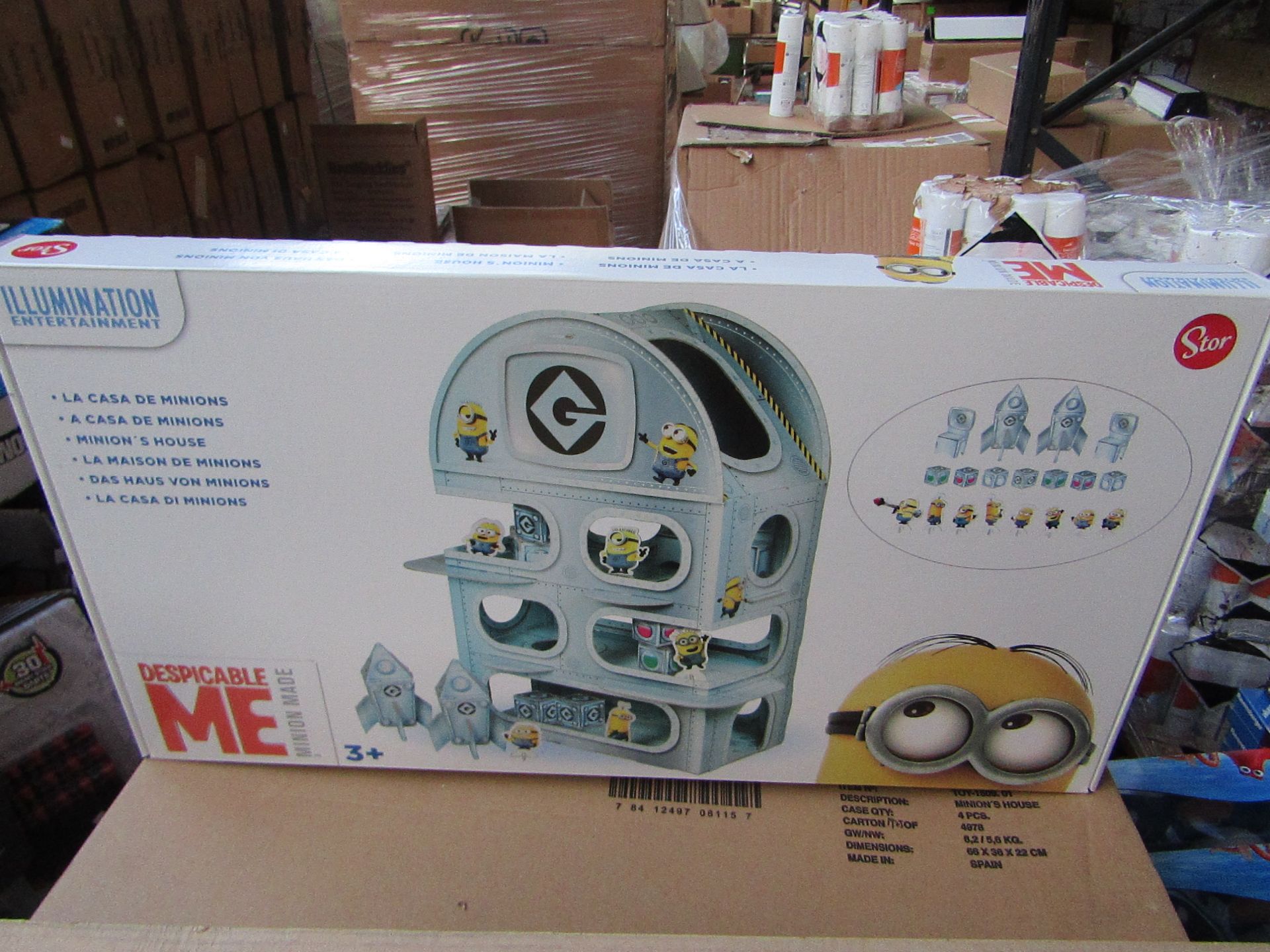 Despicable Me Minion Made minion's house set, new and boxed.