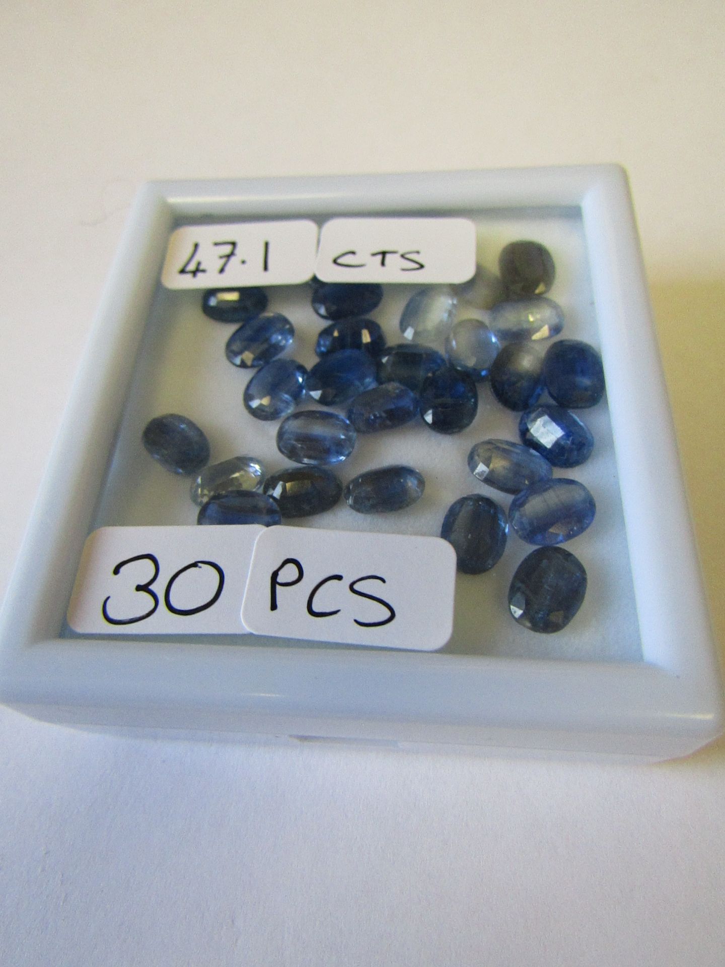 Kyanite Stones 47.1 cts, 30 pieces - Image 3 of 3