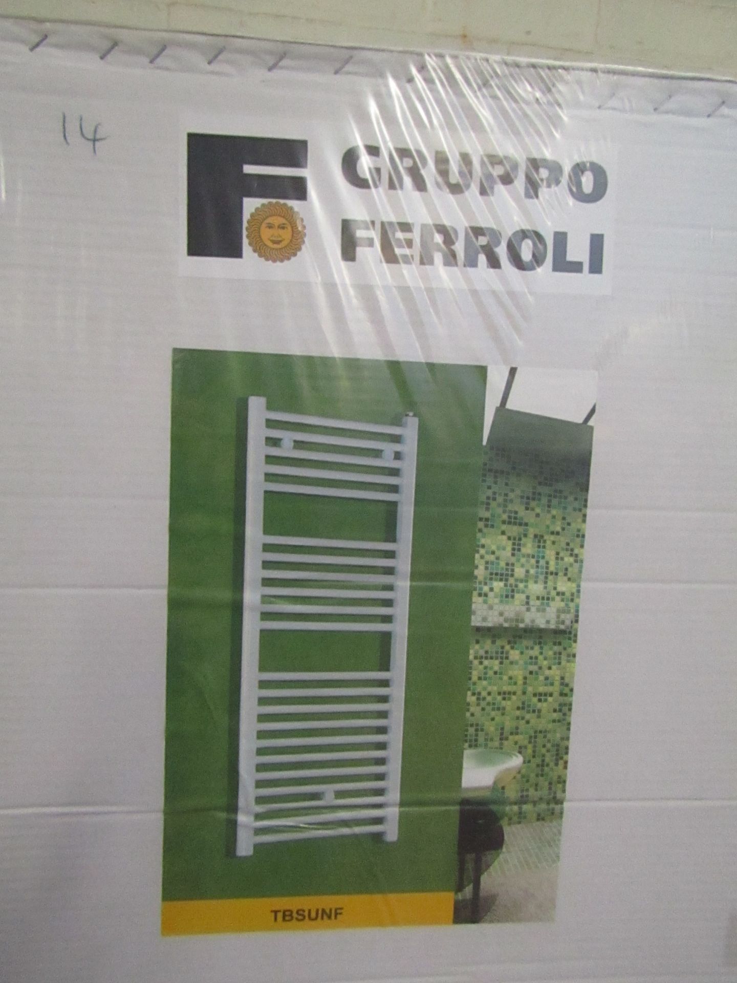 Gruppo Ferroli white Towel Radiator New and Boxed, Size 600x1770mm