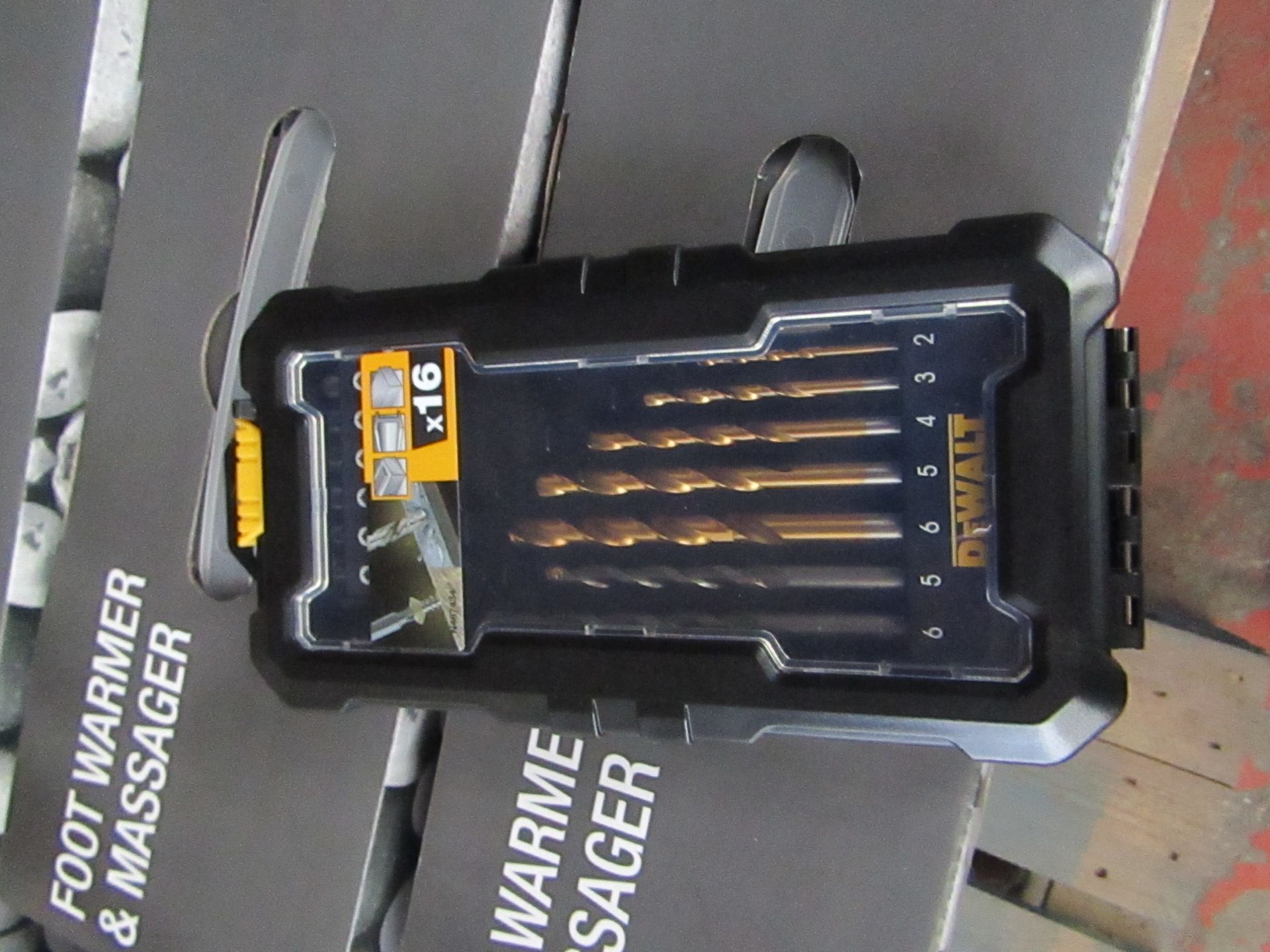 16 piece De Walt Drill bit set, in carry case