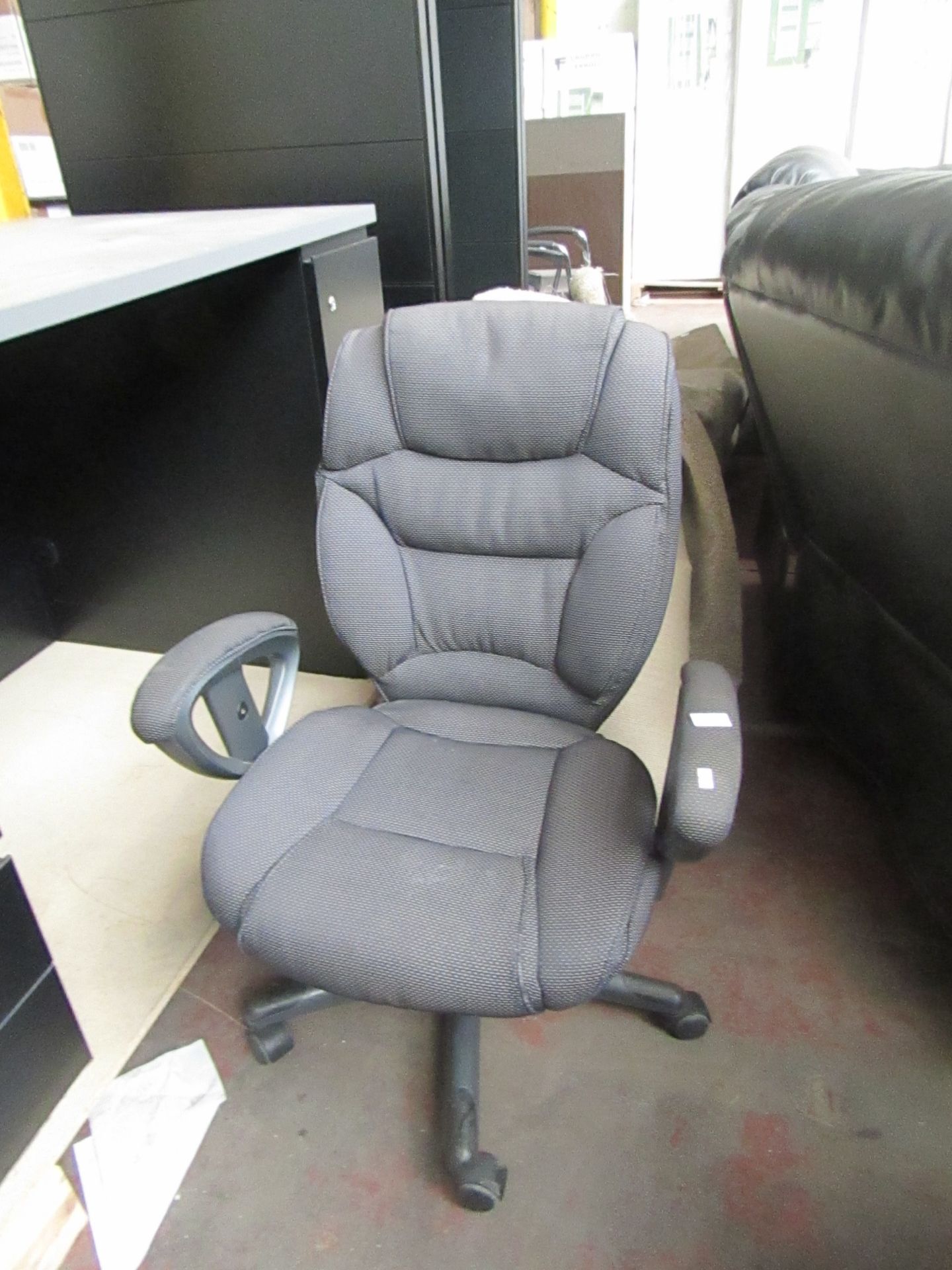 True Innovations office chair,doesn't appear to be any major damage upon quick inspection