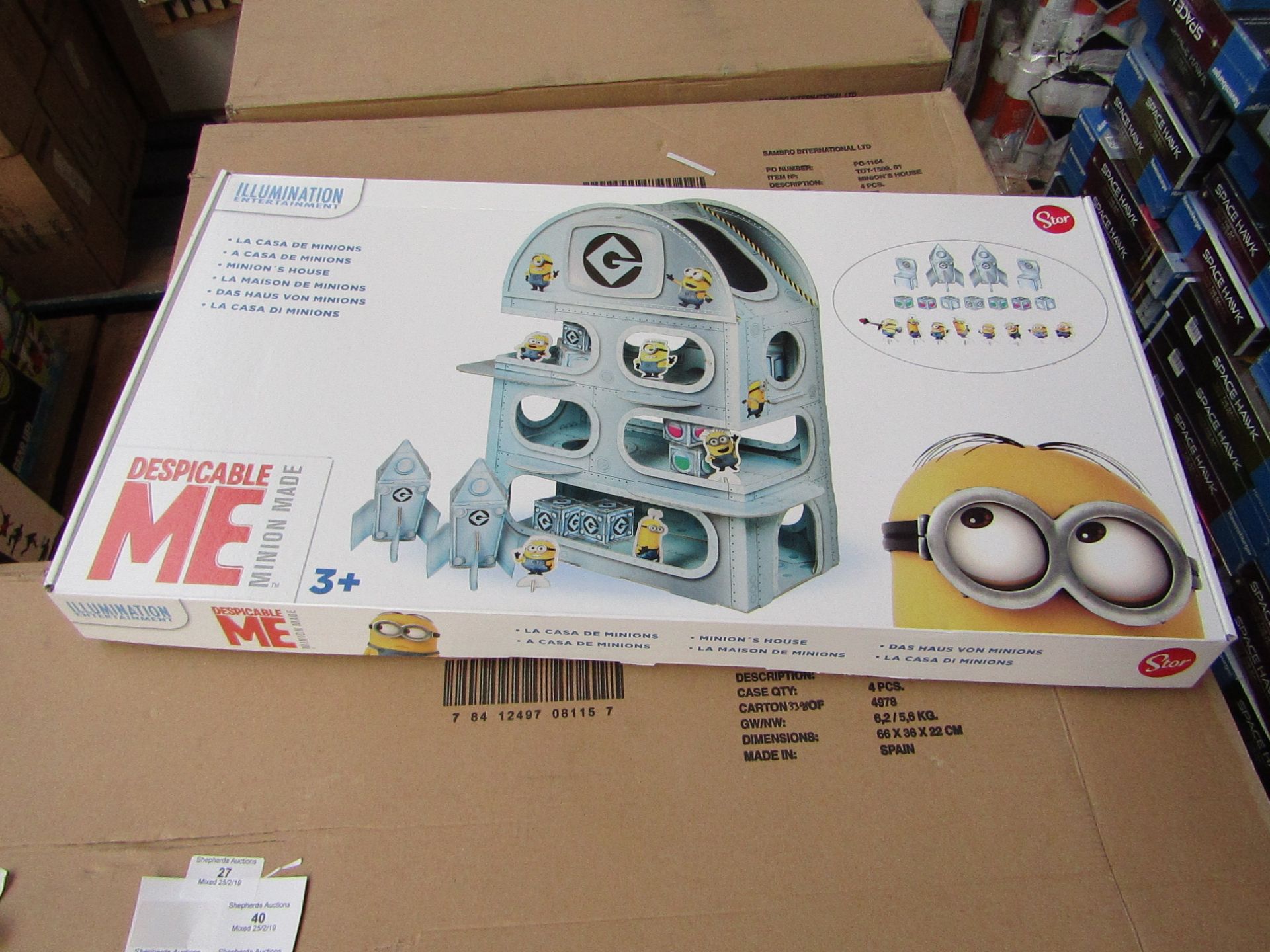 Despicable Me Minion Made minion's house set, new and boxed.