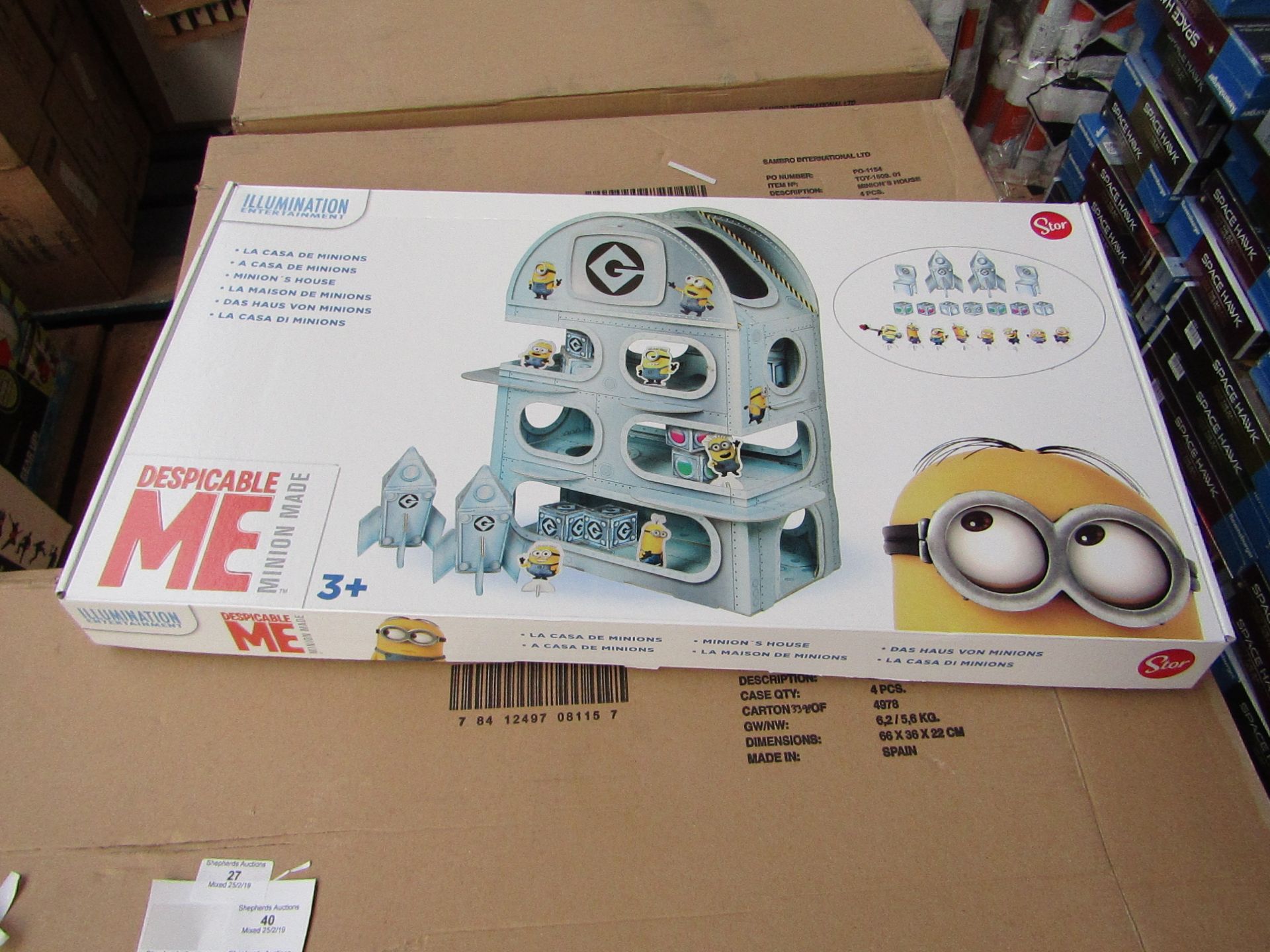 Despicable Me Minion Made minion's house set, new and boxed.