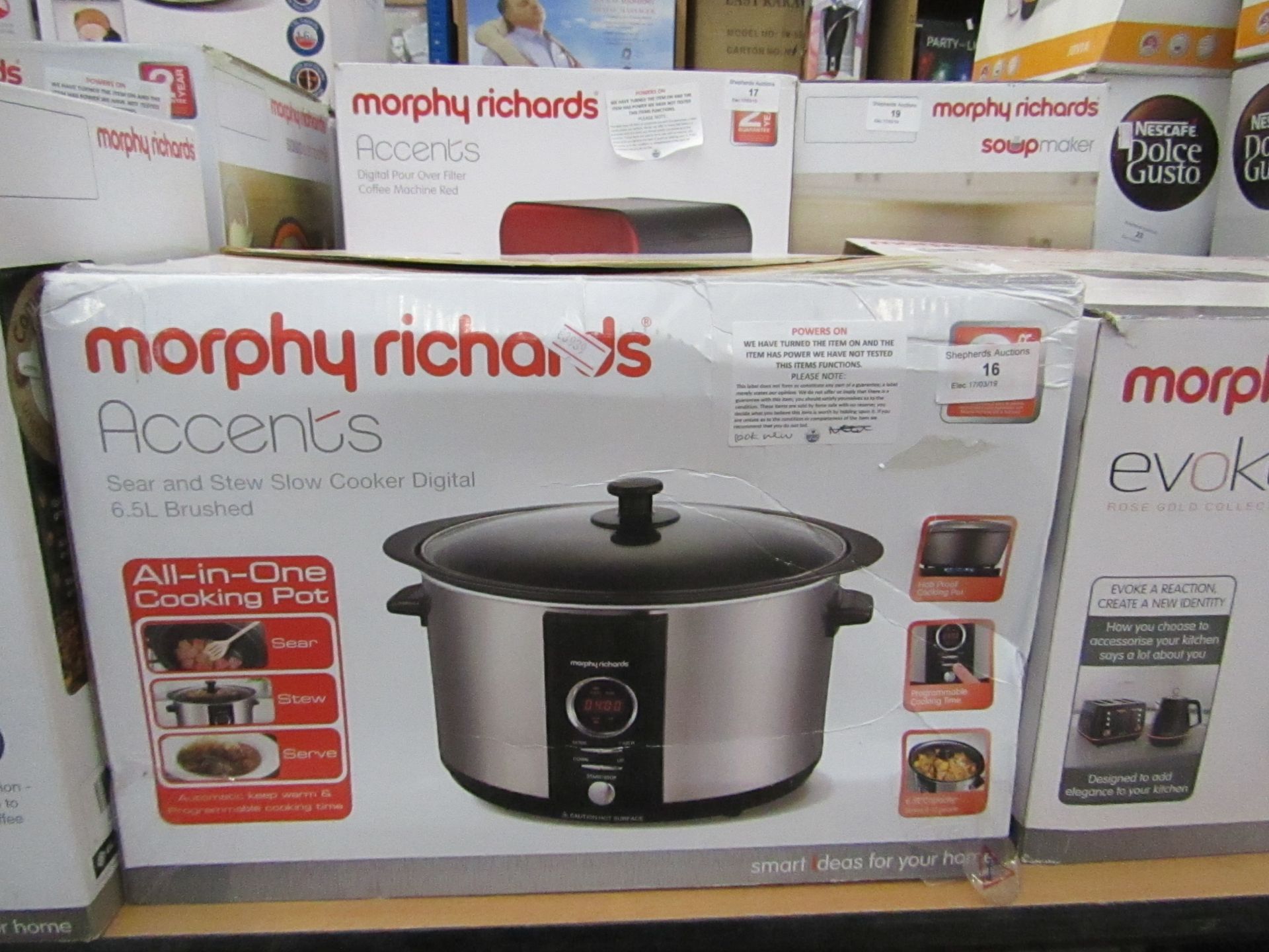 Morphy Richards sear and stew slow cooker digital, powers on and boxed.