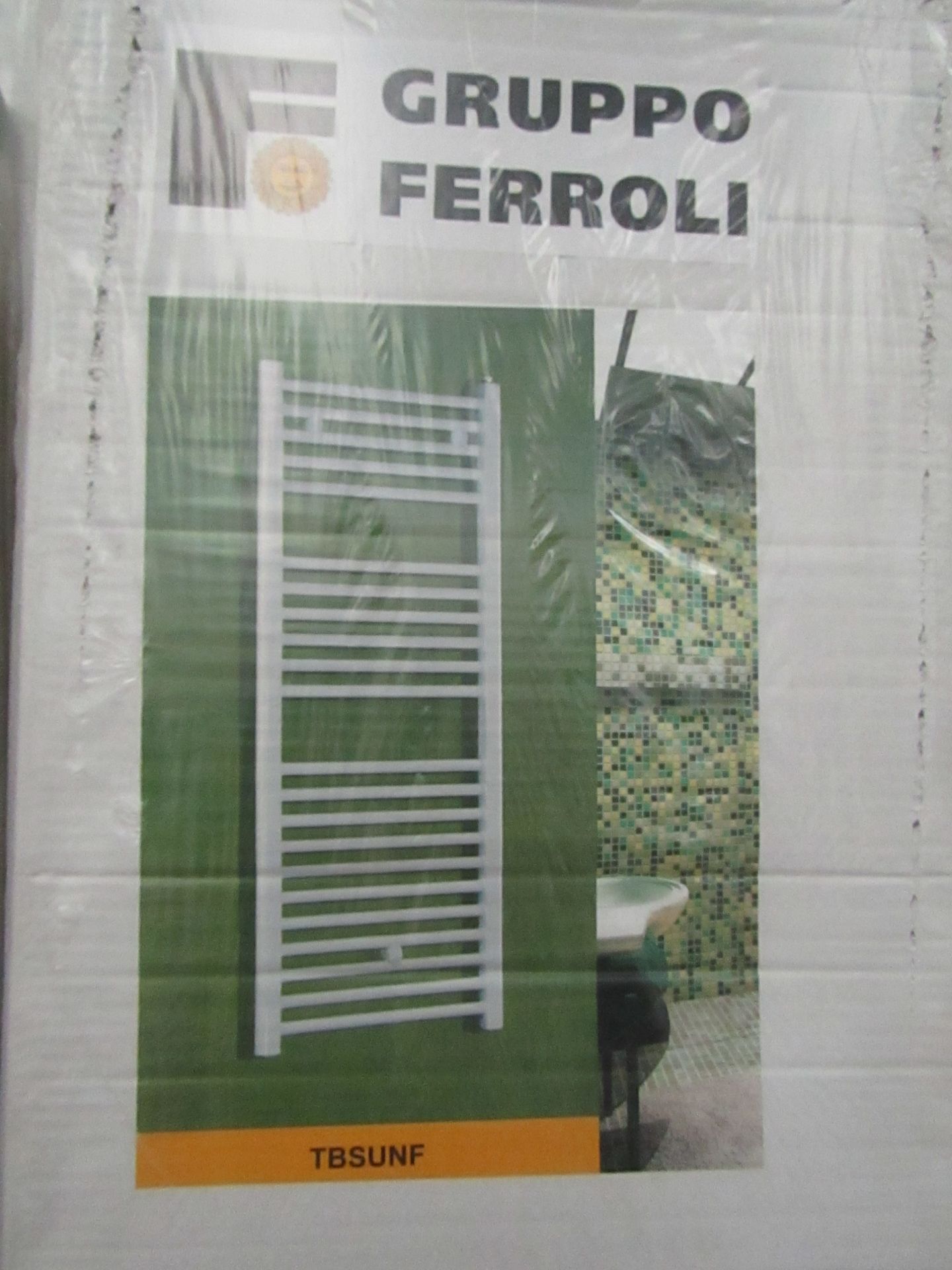 Gruppo Ferroli white Towel Radiator New and Boxed, Size 450x1410mm