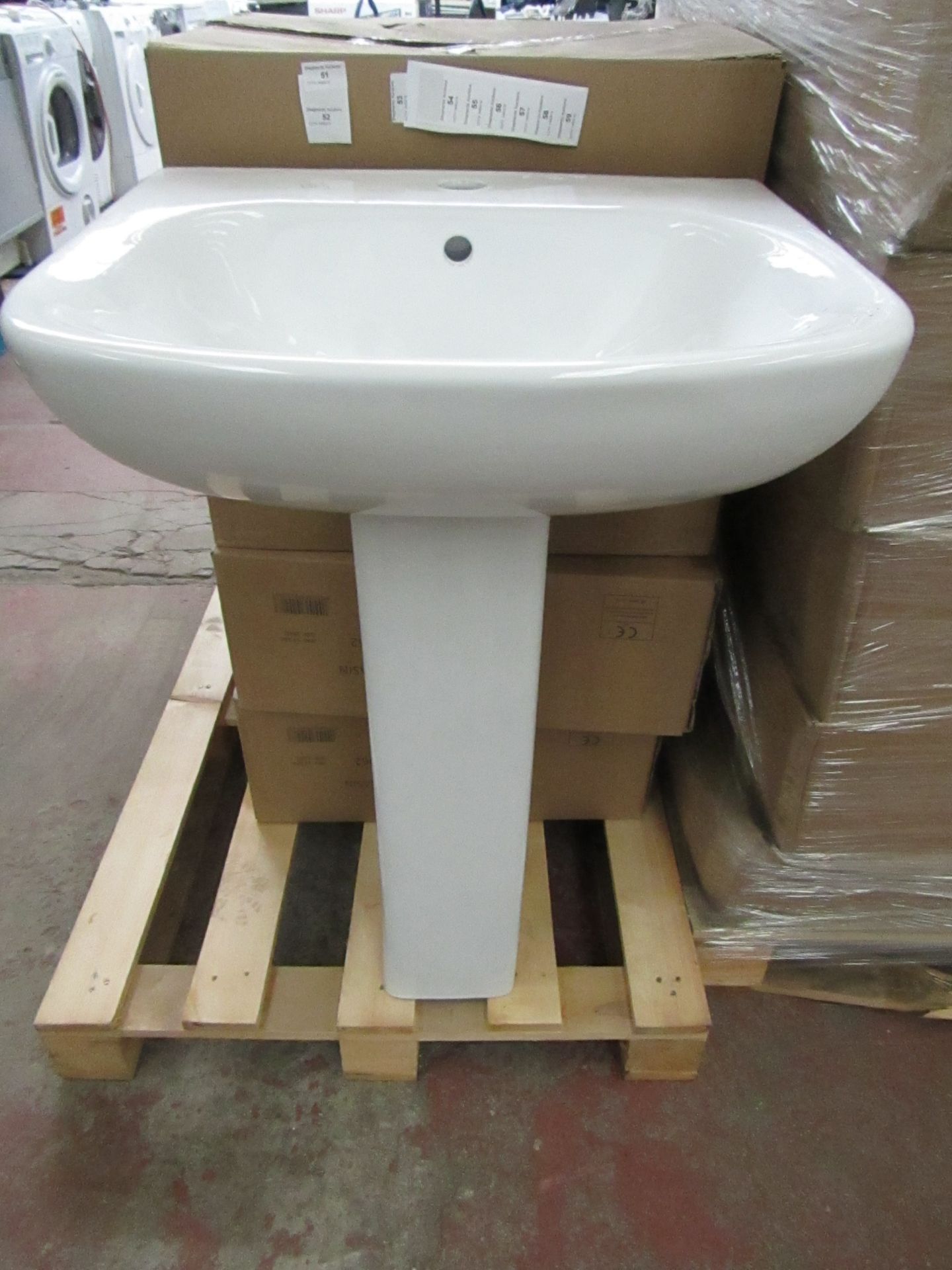 Seattle 540mm sink with a Albany/Solene full pedestal, the pedestal is the same as the seattle