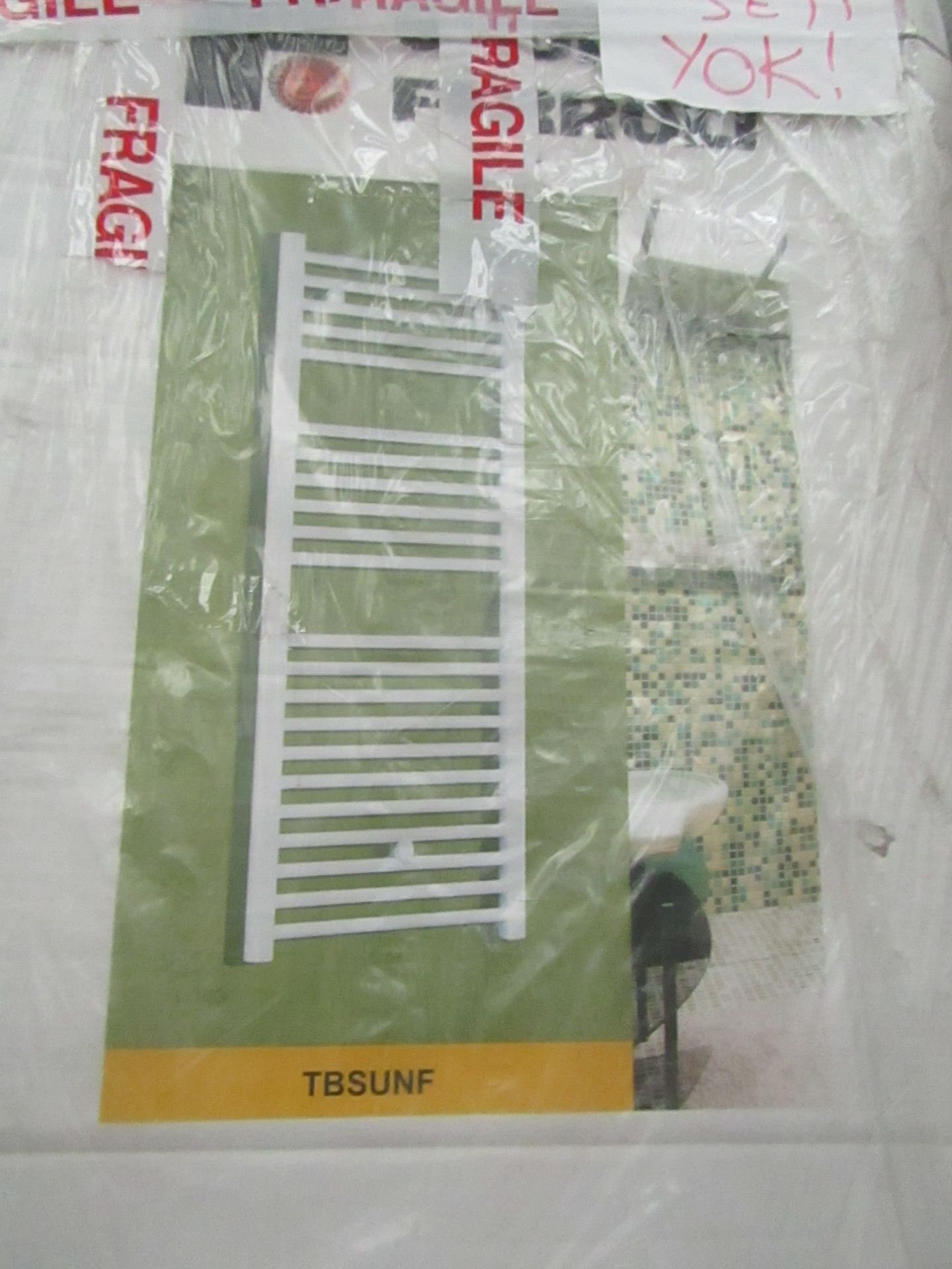 Gruppo Ferroli white Towel Radiator New and Boxed, Size 500x1770mm