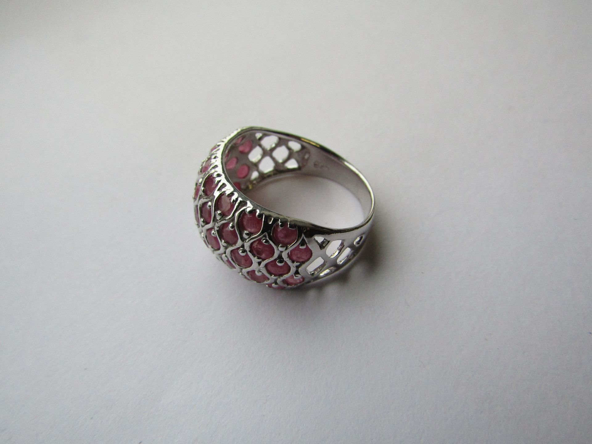 ELEGANT ROUND NATURAL RICH RED PINK RUBY RING, SET WITH 35 NATURAL RUBIES. RRP £1500 STERLING SILVER - Image 2 of 3