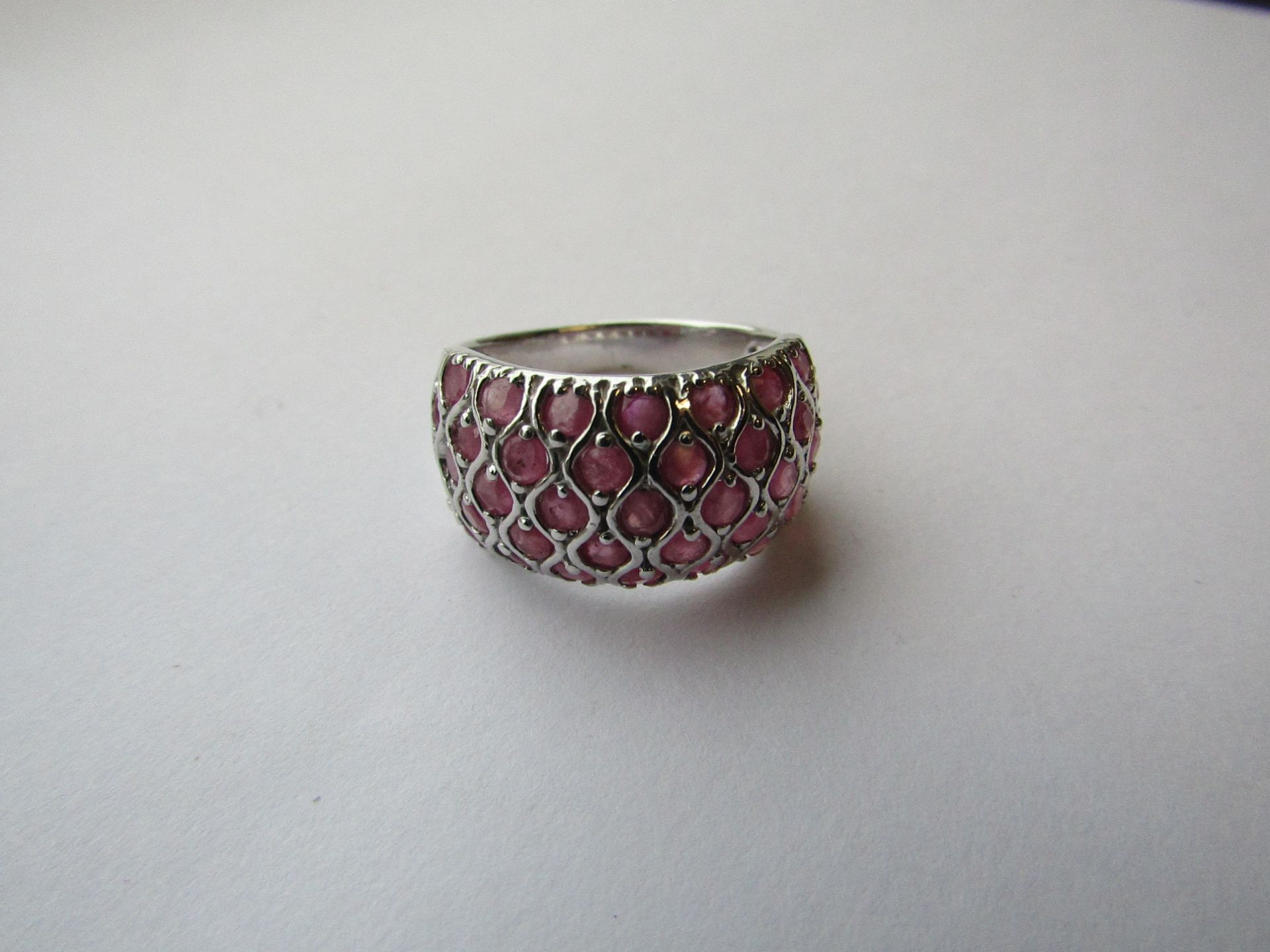 ELEGANT ROUND NATURAL RICH RED PINK RUBY RING, SET WITH 35 NATURAL RUBIES. RRP £1500 STERLING SILVER - Image 3 of 3