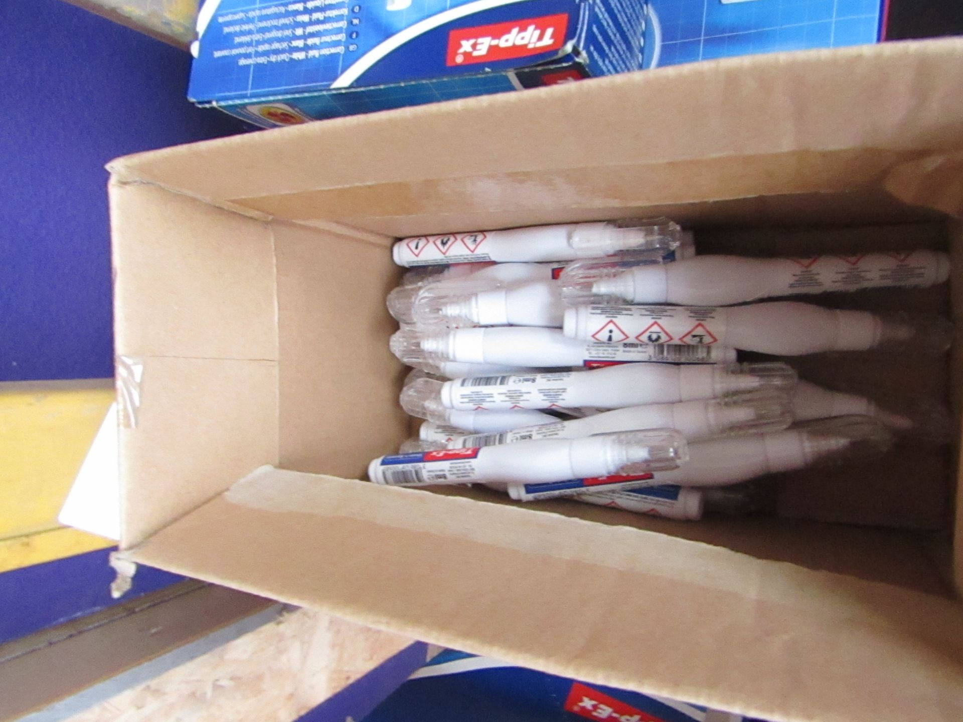 Box of approx 15 Tipp-ex Shake and Squeeze pens