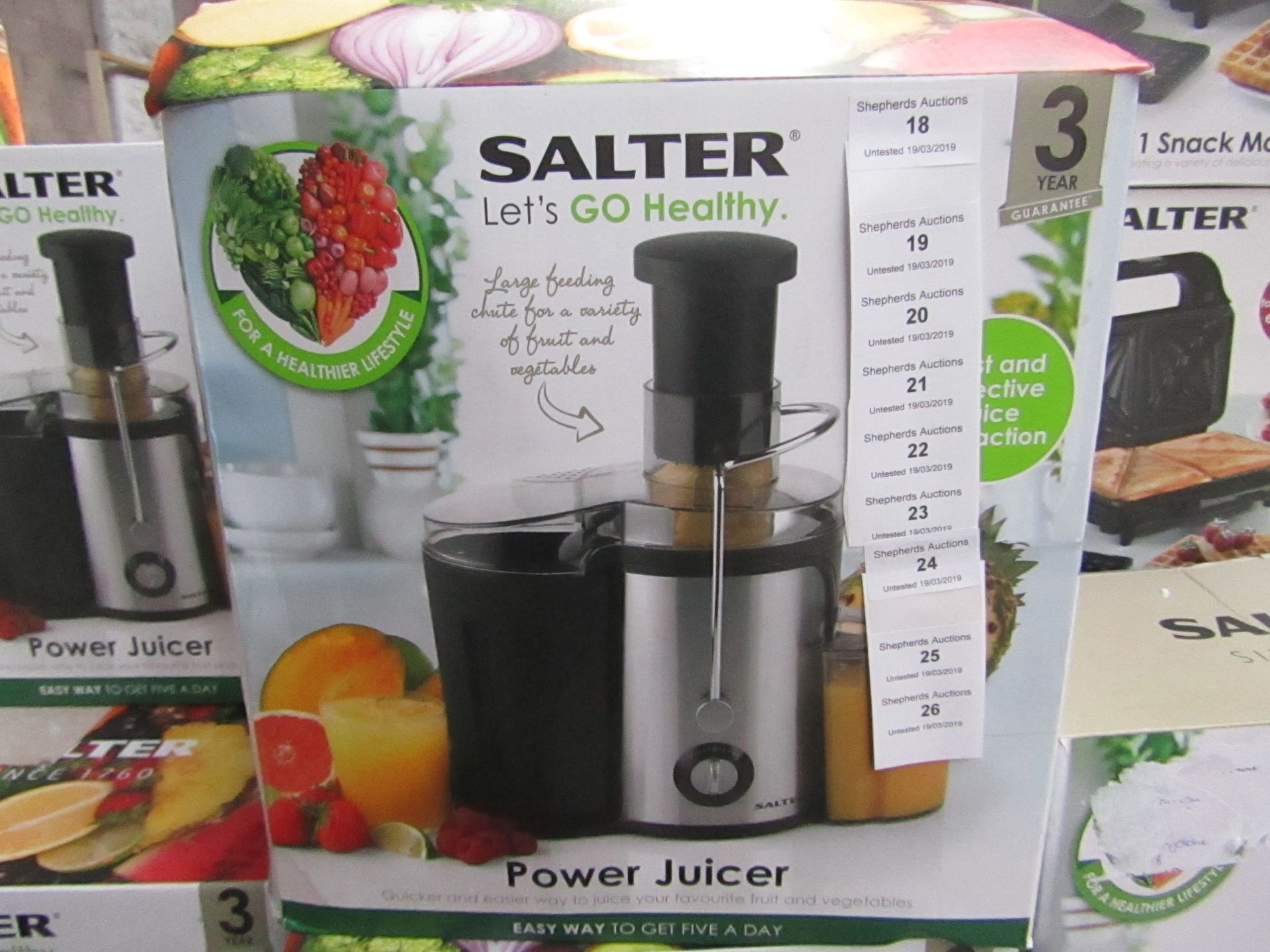 Salter power juicer boxed