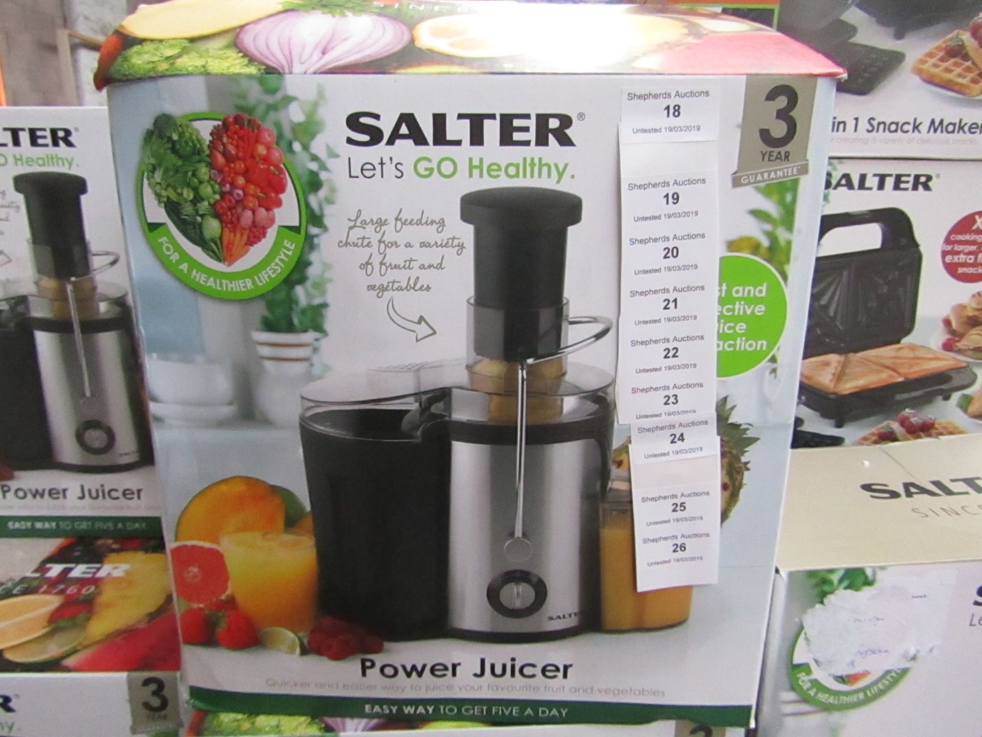 Salter power juicer boxed