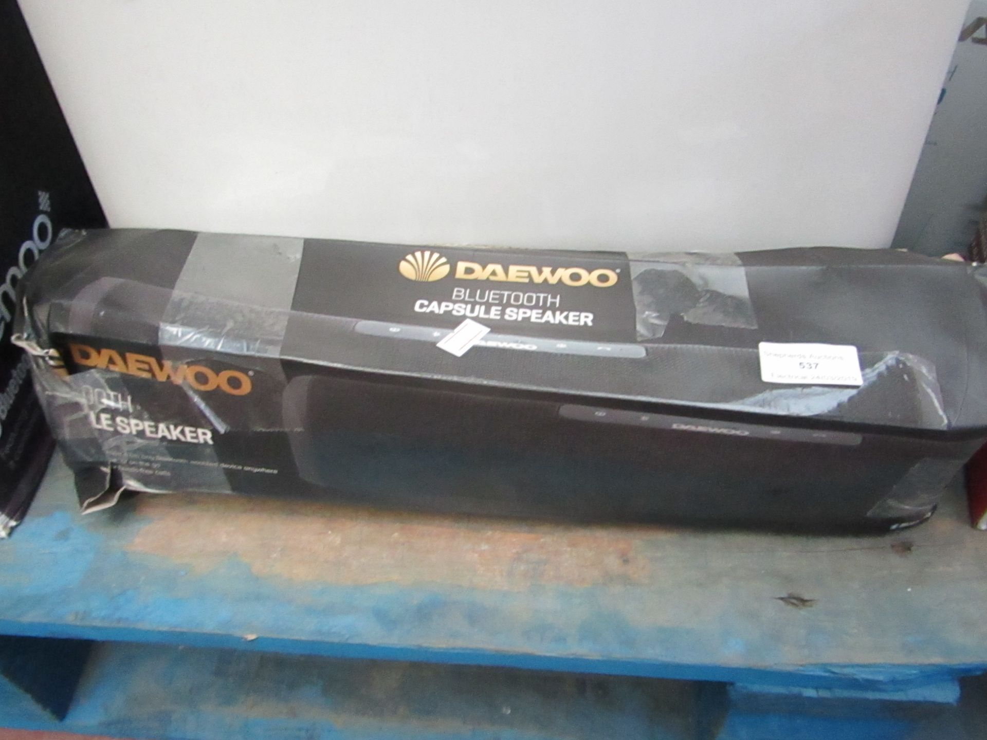 Daewoo bluetooth capsule speaker, unchecked and boxed