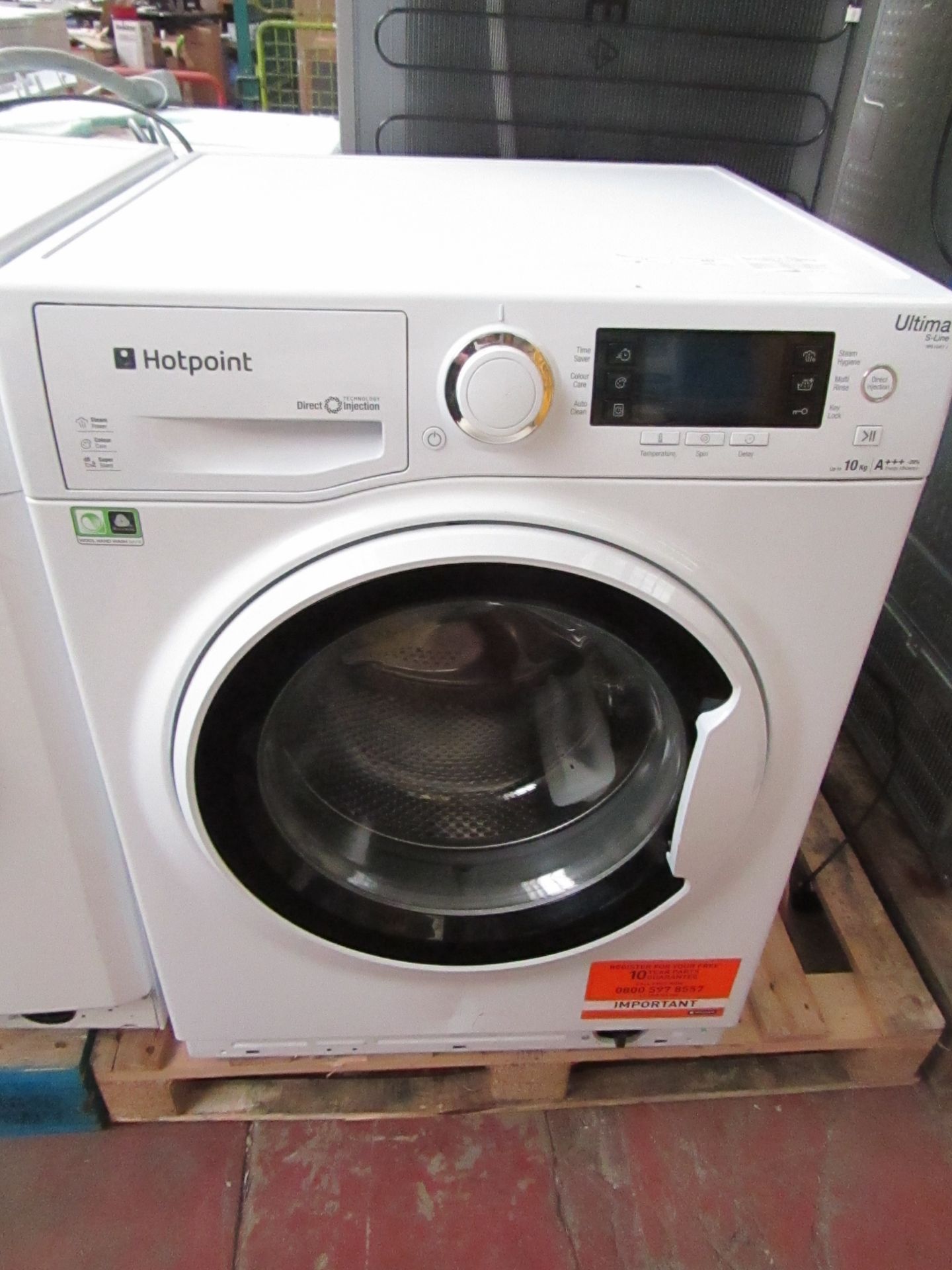 Hotpoint Ultima S-Line 10KG washing machine, powers on and spins