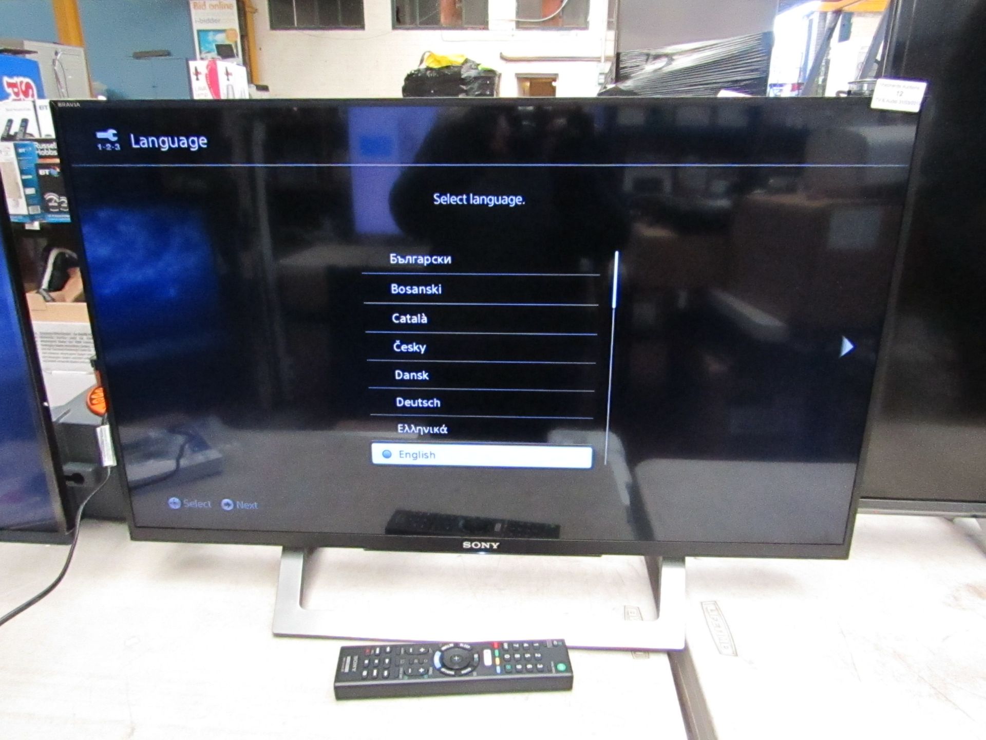 Sony Bravia 32" TV WD75 Full HD model KDL-32WD751 boxed RRP £329