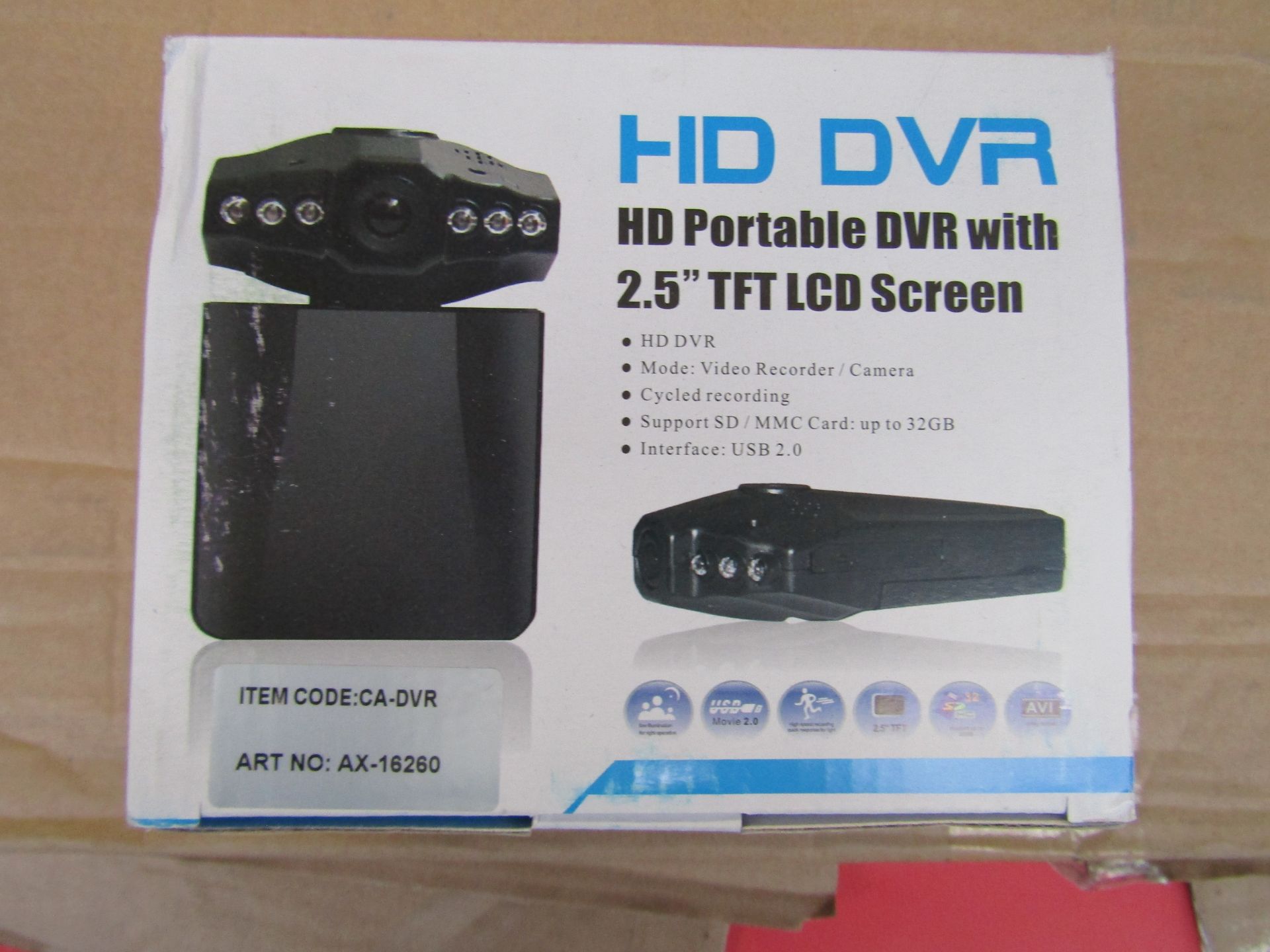 HD HVR Portable DVR with 2.5 tft lcd screen, new in box.