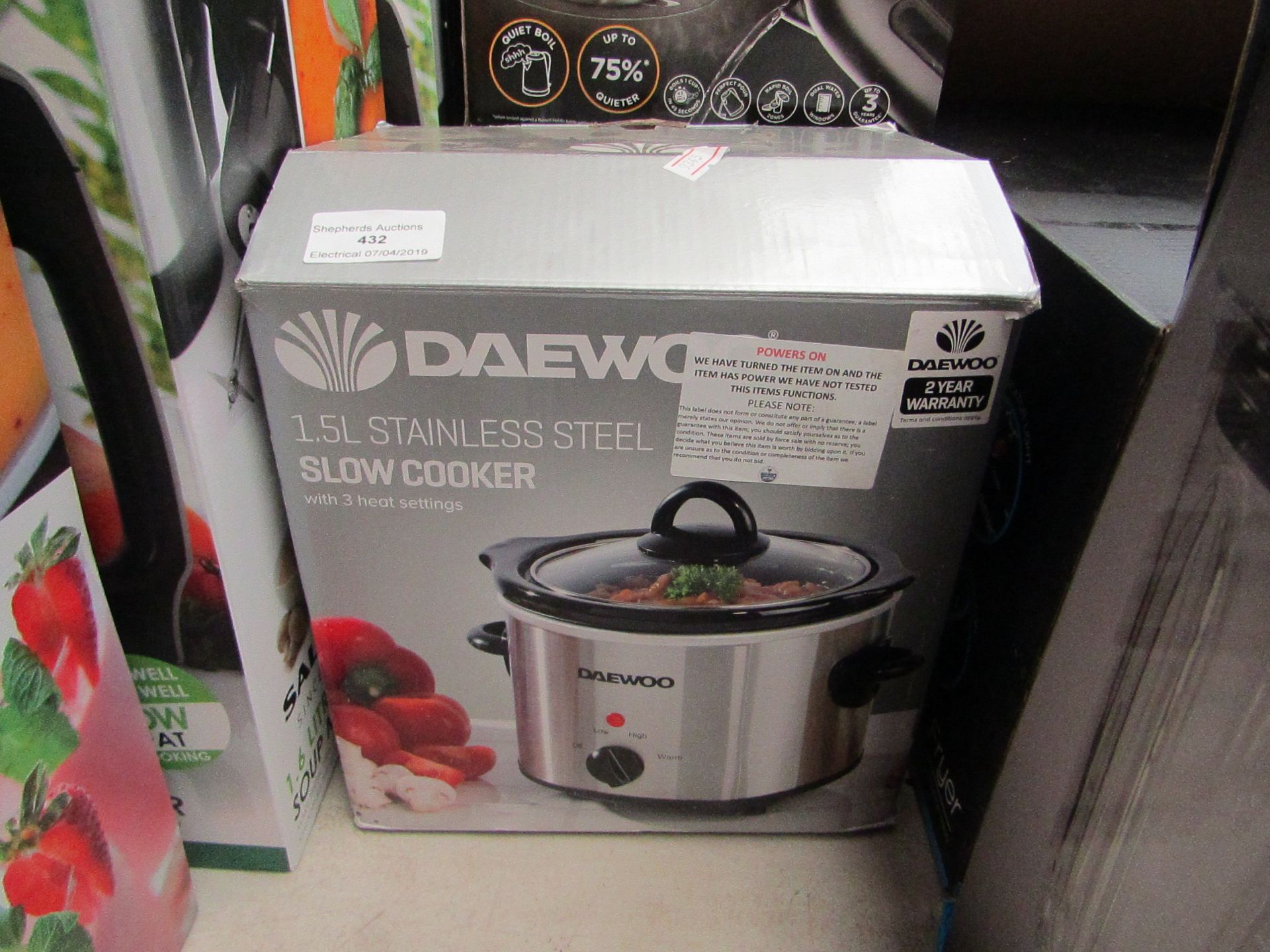 deawoo slow cooker powers on and boxed