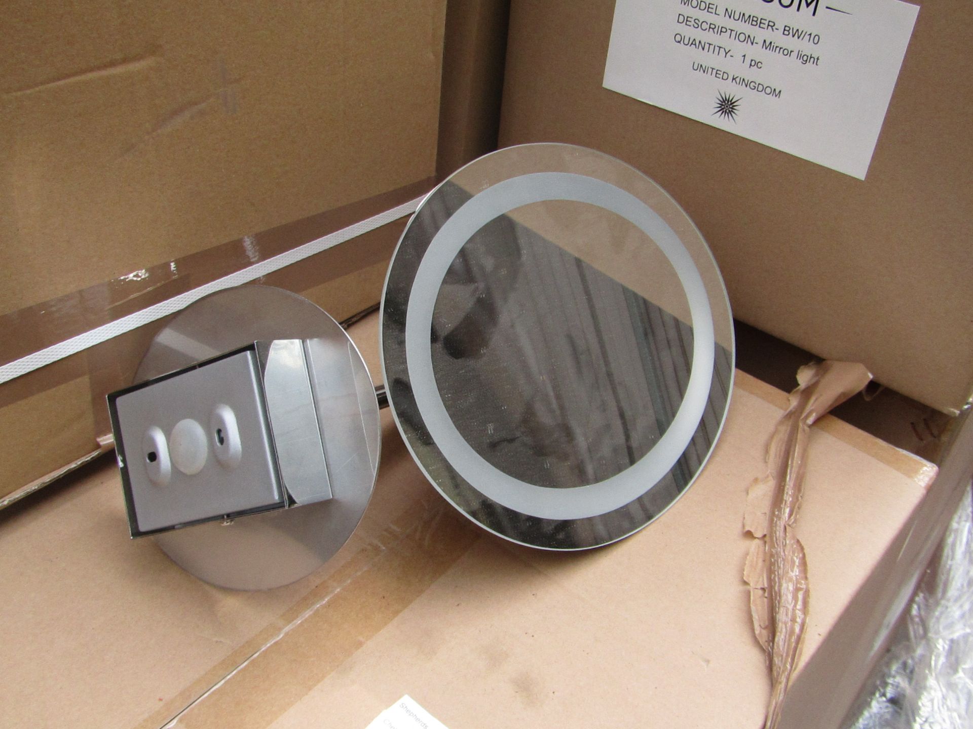 Cheslom BW/10 Chrome Illuminate Magnified & Swivel Bathroom Mirror, RRP £270 boxed