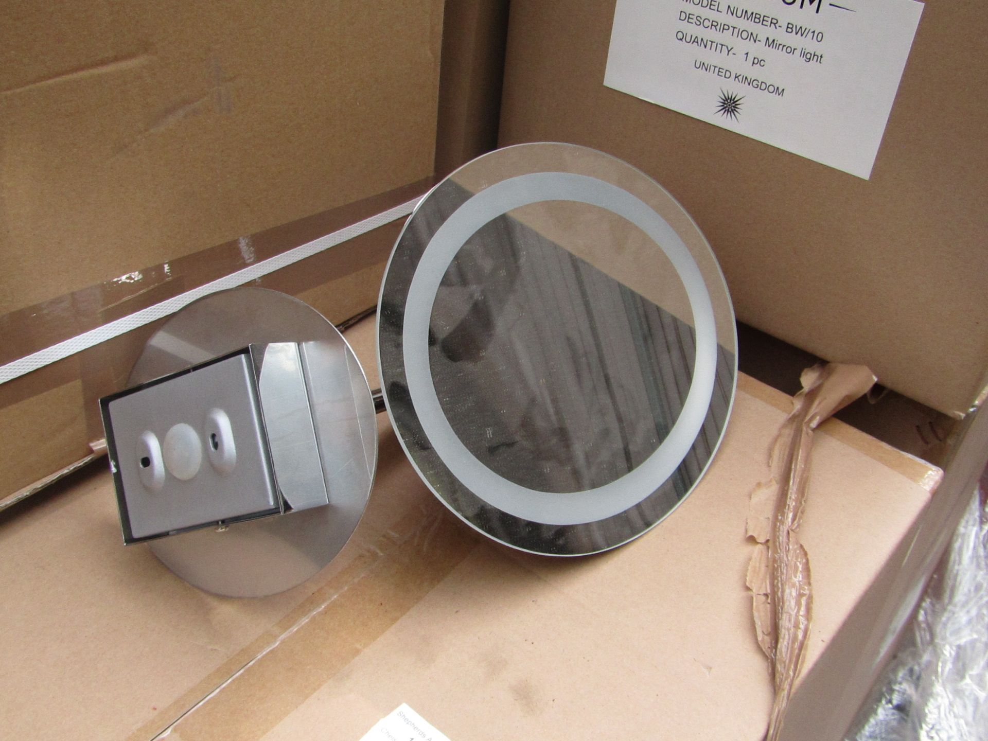 Cheslom BW/10 Chrome Illuminate Magnified & Swivel Bathroom Mirror, RRP £270 boxed