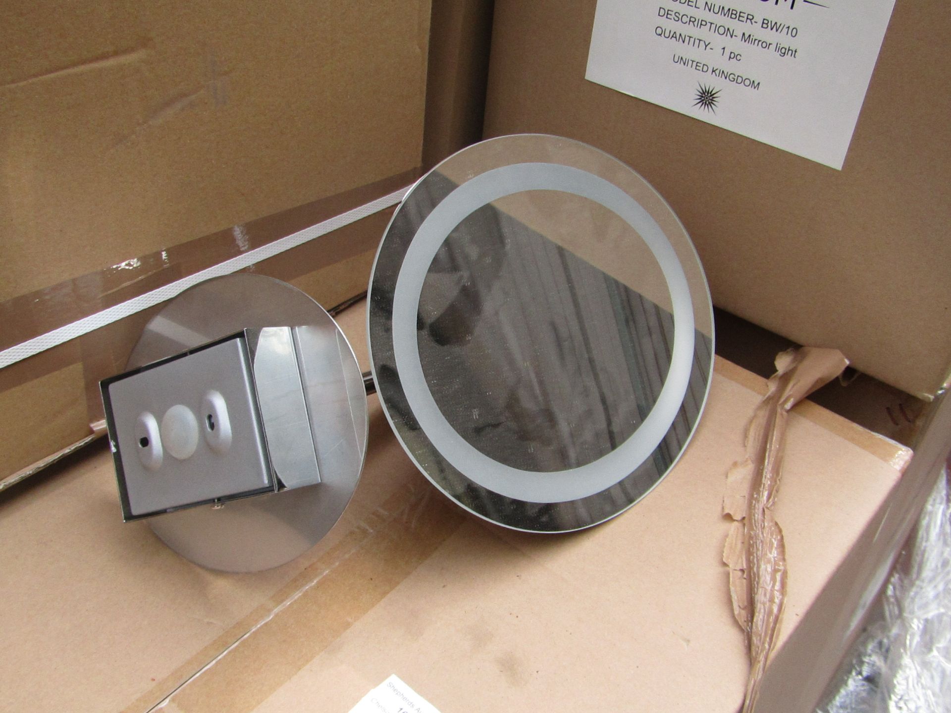 Cheslom BW/10 Chrome Illuminate Magnified & Swivel Bathroom Mirror, RRP £270 boxed