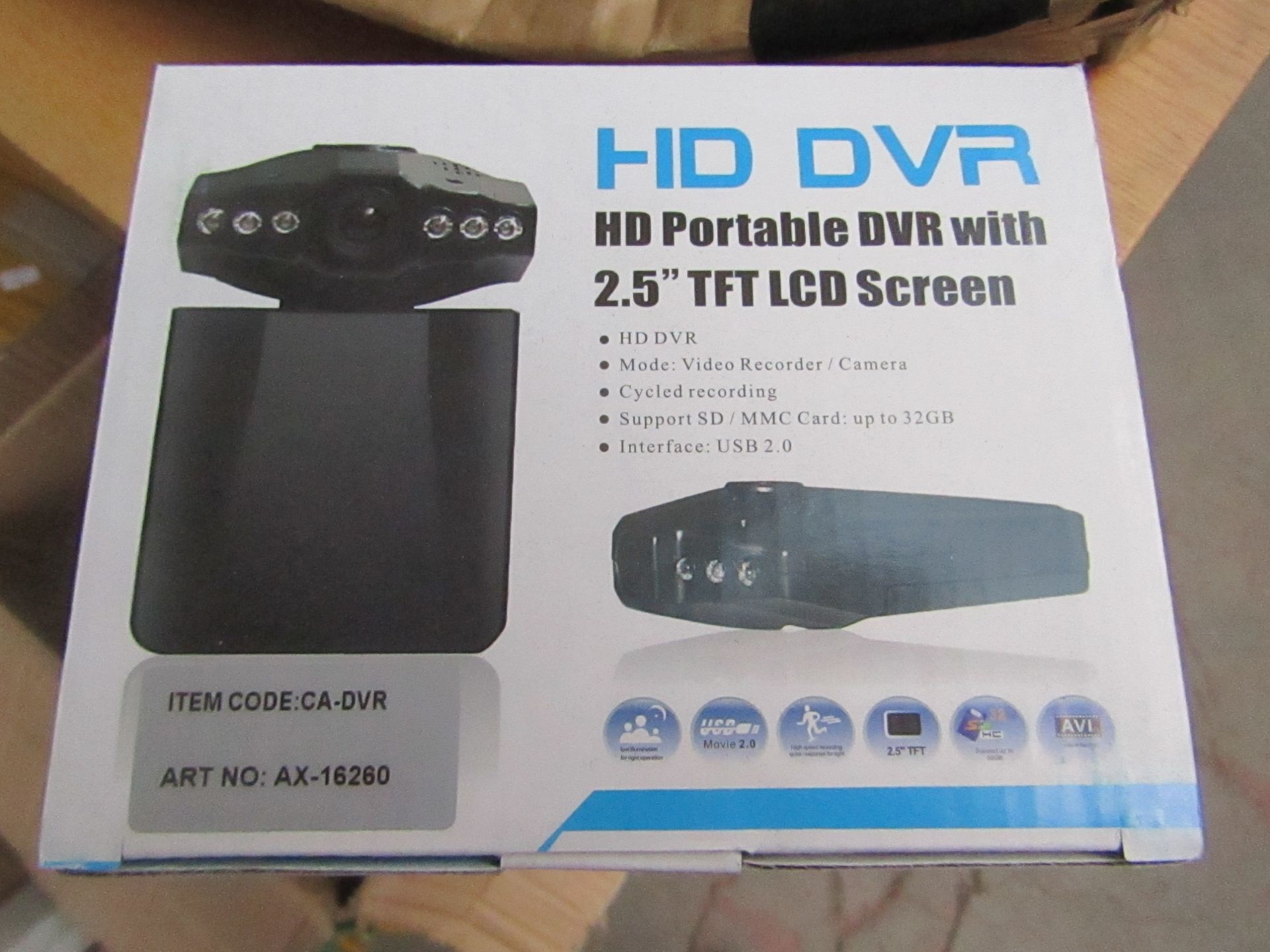 HD HVR Portable DVR with 2.5 tft lcd screen, new in box.