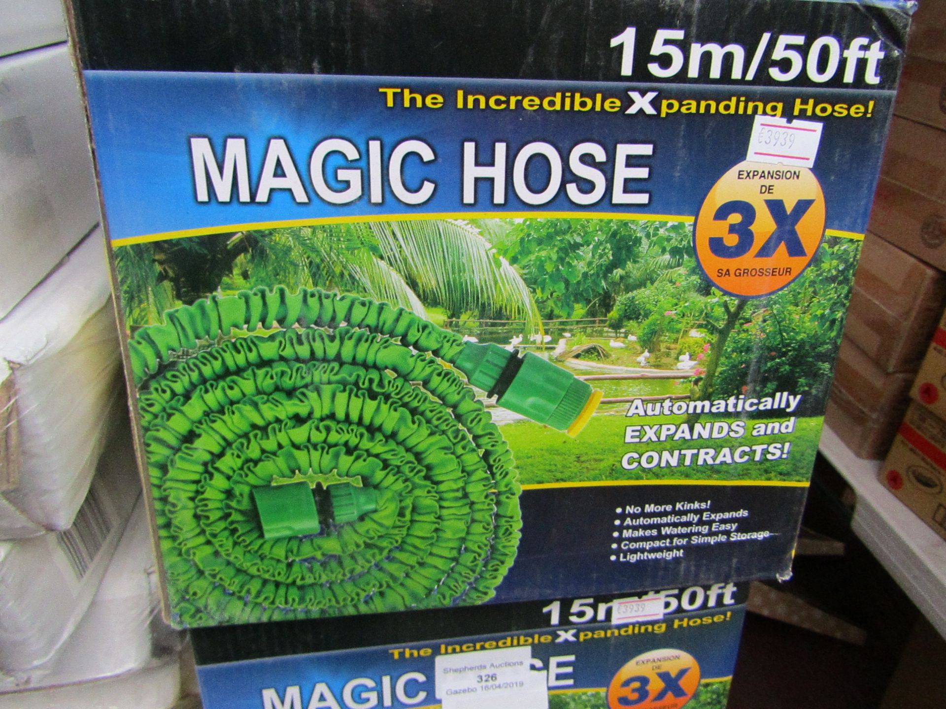 50ft Magic expanding hose pipe, new and boxed comes with multi function hose trigger gun.