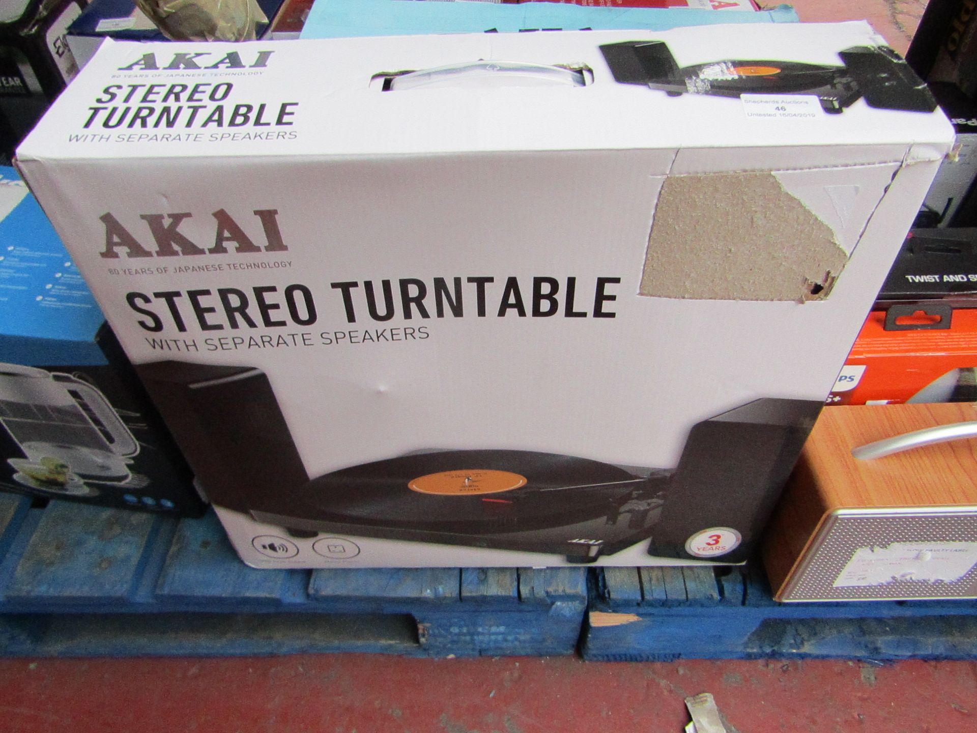 akai strero turnable with separate speaker untested and boxed