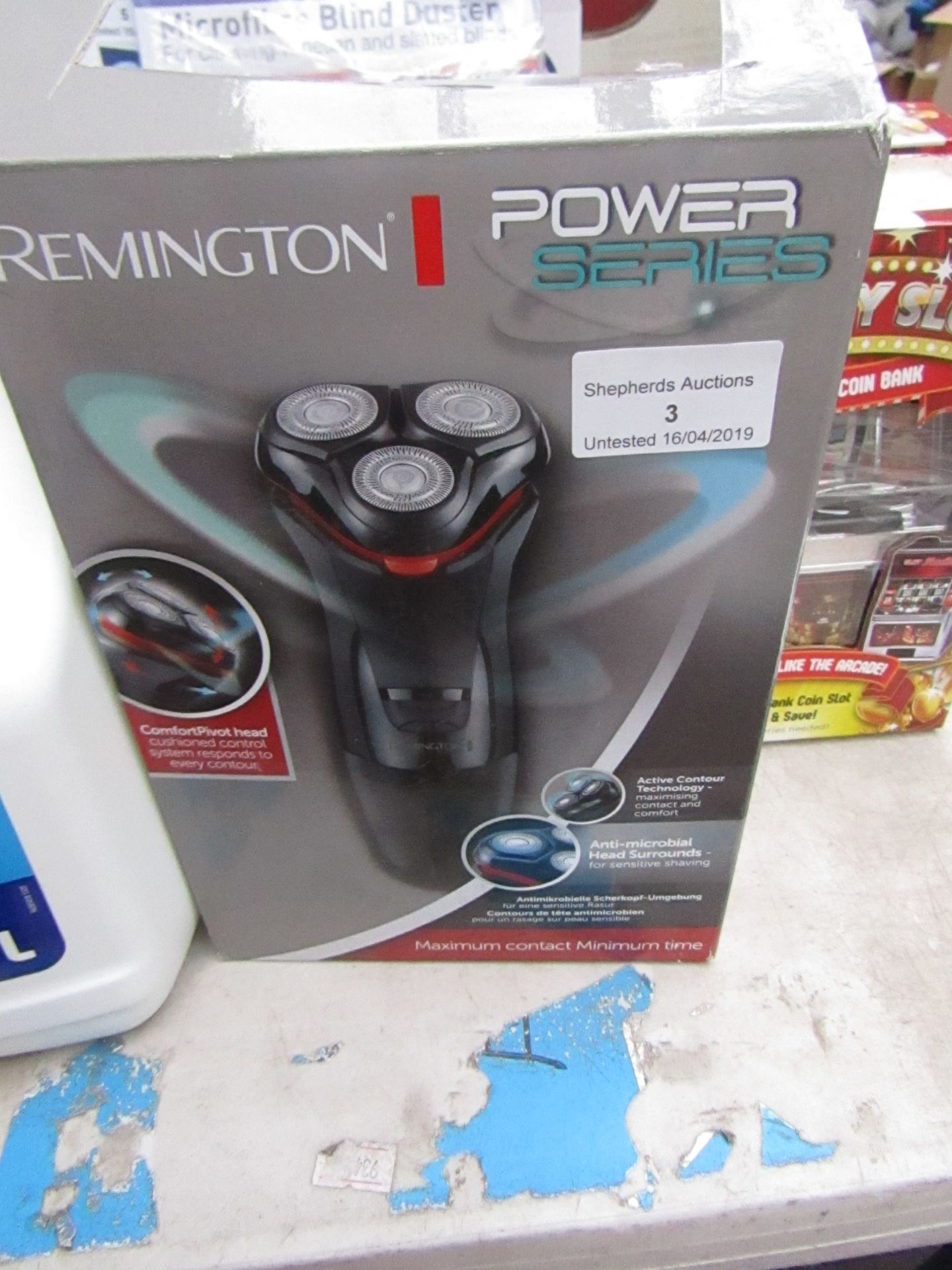 Remington electric shaver untested and boxed