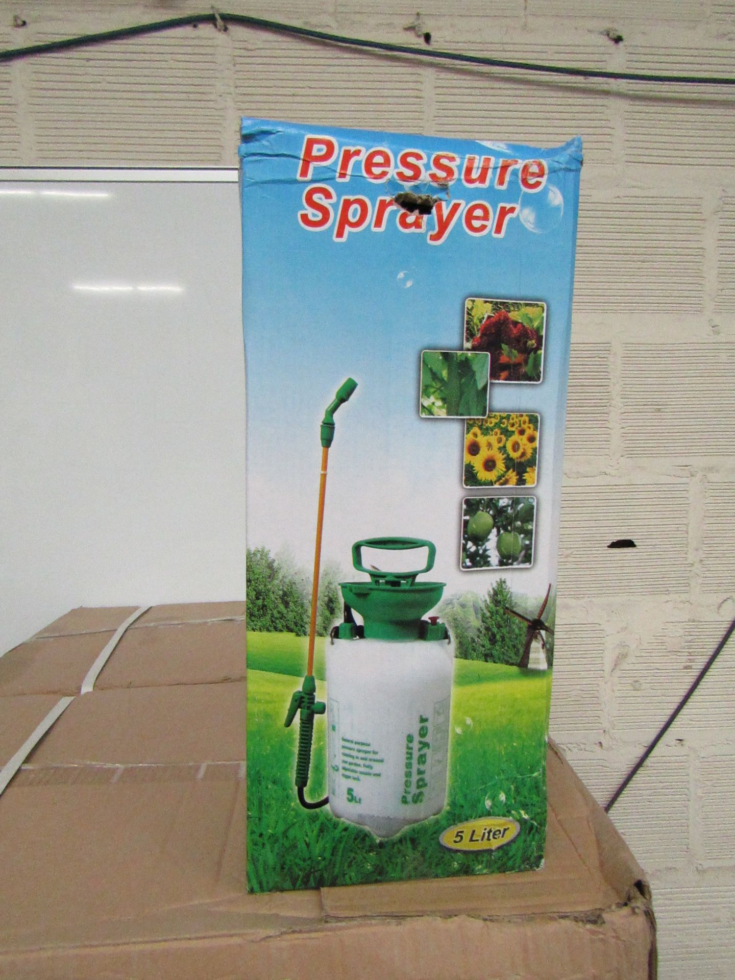 Box of 6x 5ltr Pressure sprayer, unused and boxed