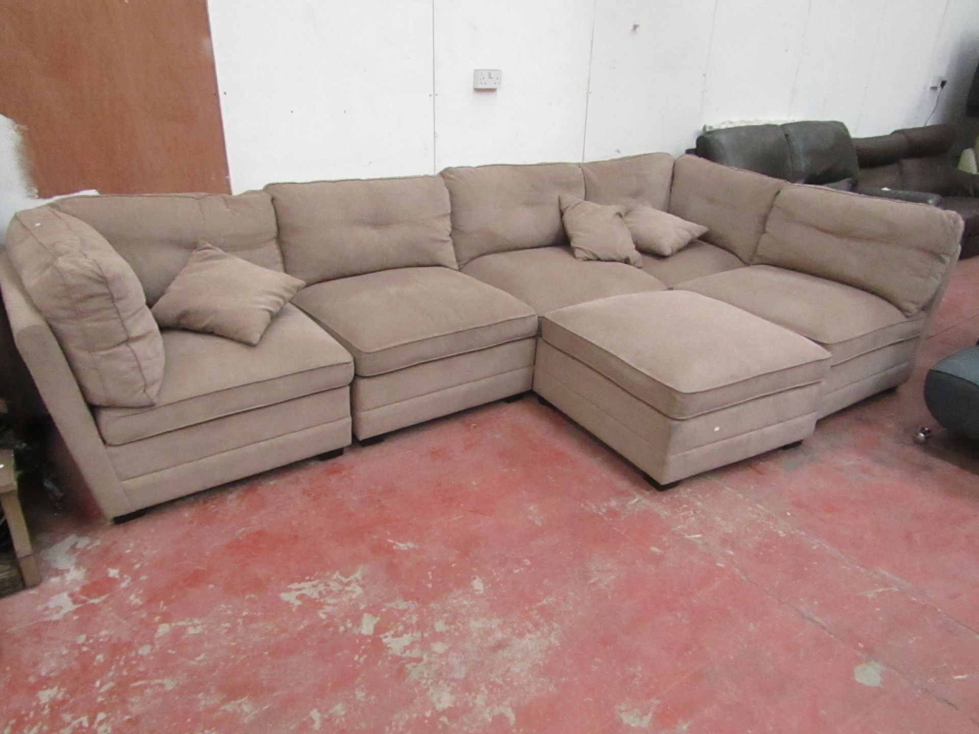 M-Star 6 piece sectional sofa, RRP Circa œ1000