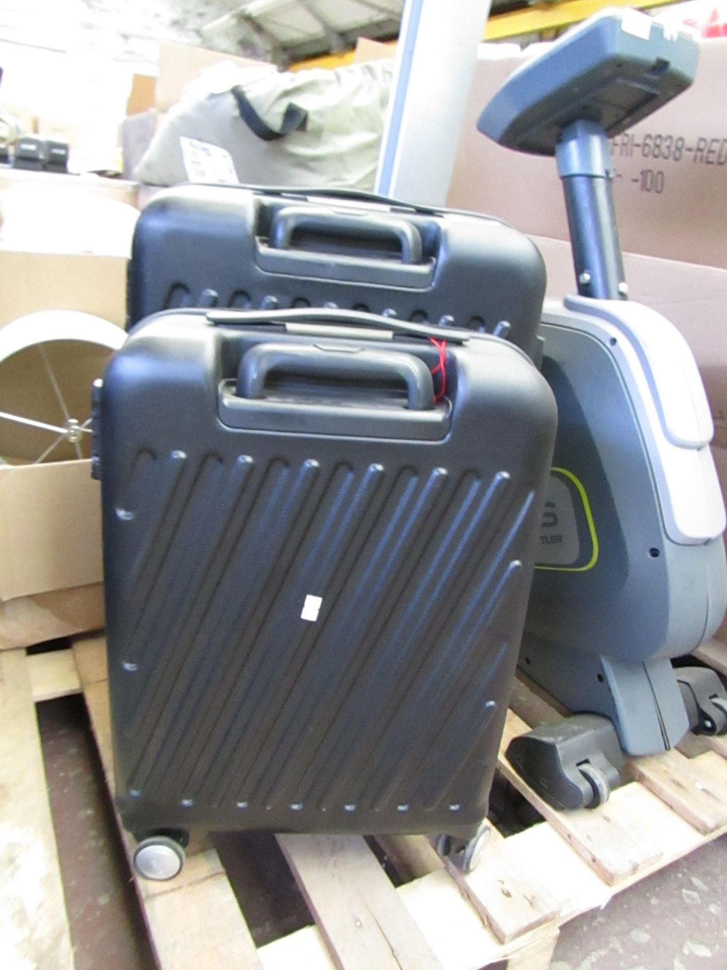 set of 2 american tourist suitcases black no major damage