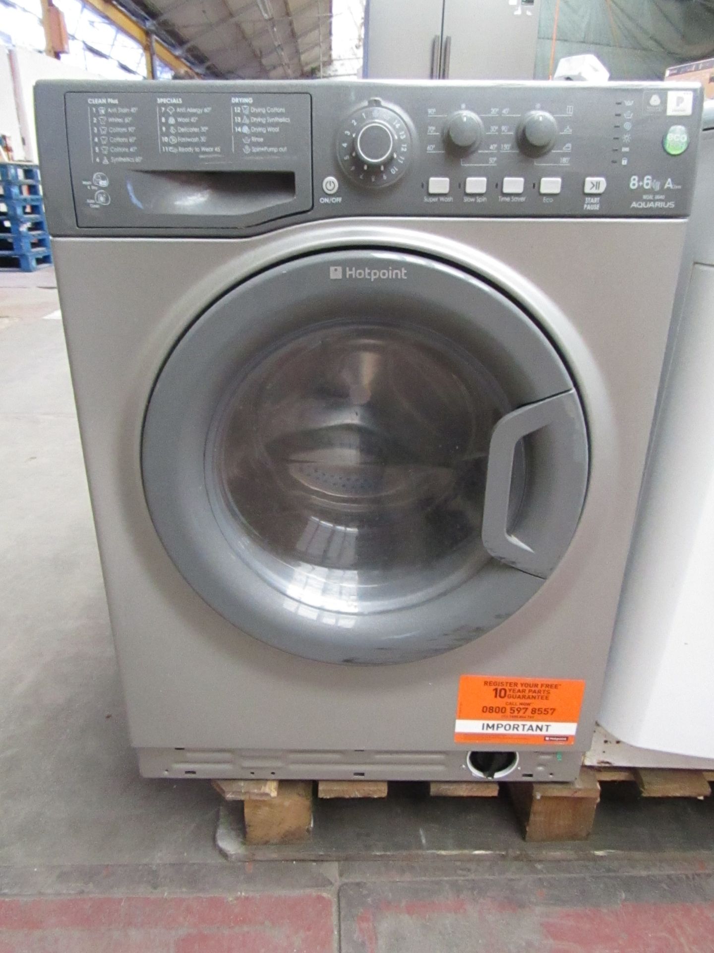 Hotpoint 8/6kg a class wdal 8640 aquariuswashing machine, powers on and spins