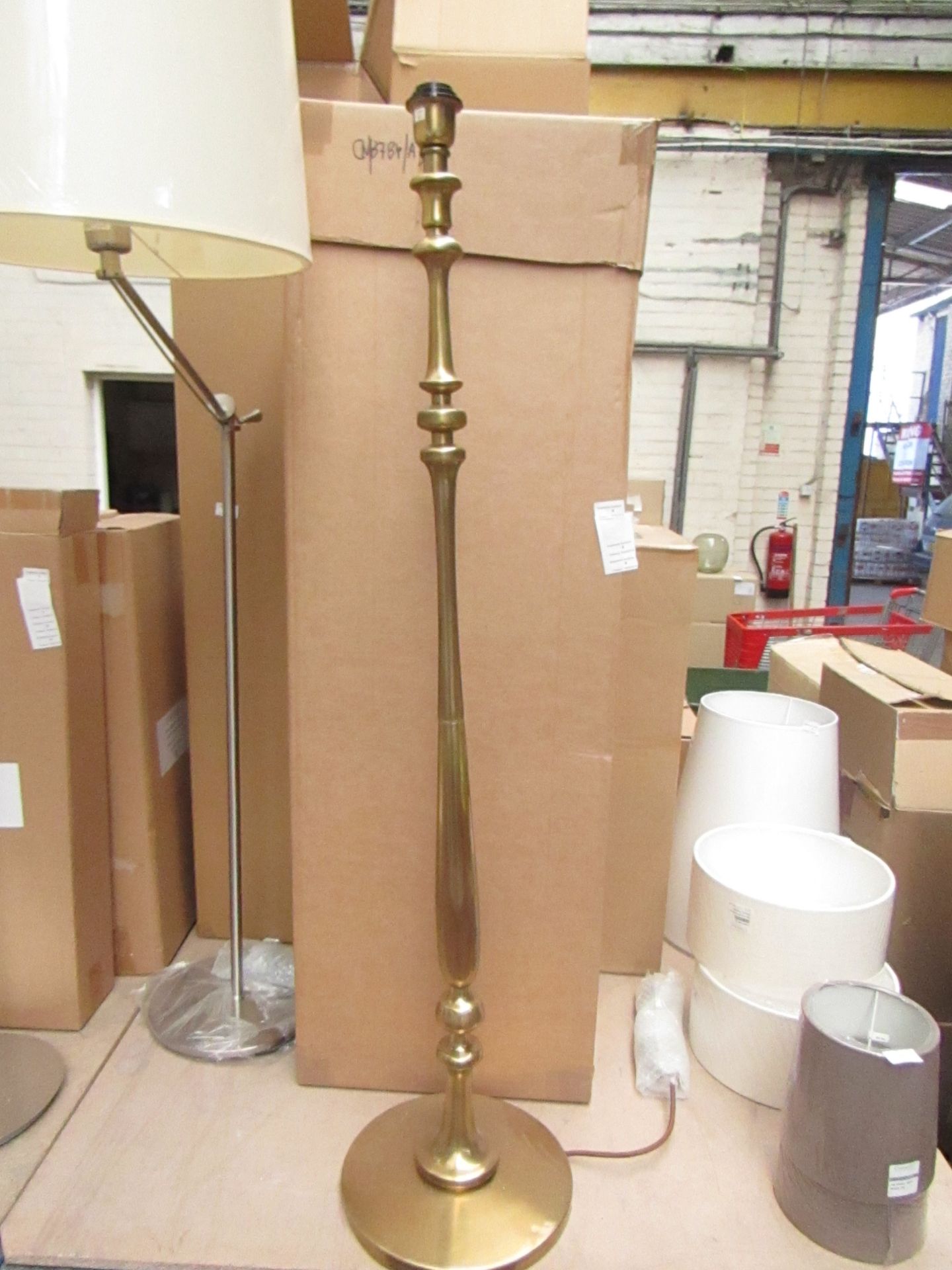 Brass effect floor lamp with box