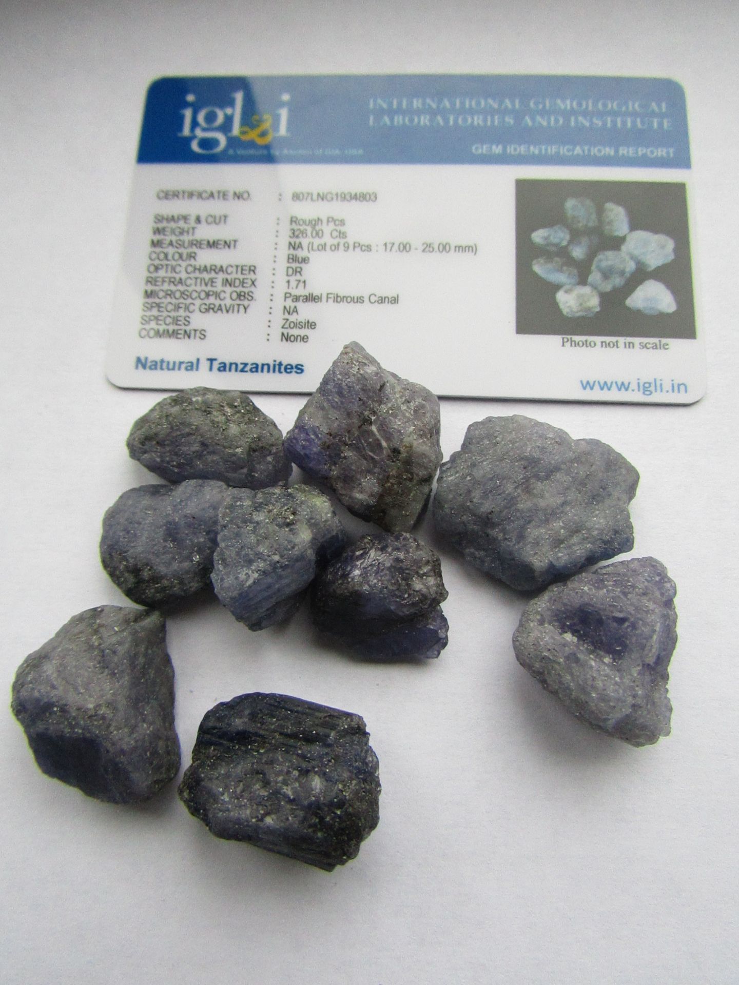 IGL&I Certified Weight: 326.00 carat 9 pieces (17.00 -25.00 mm) Zoisite  Colour: Blue