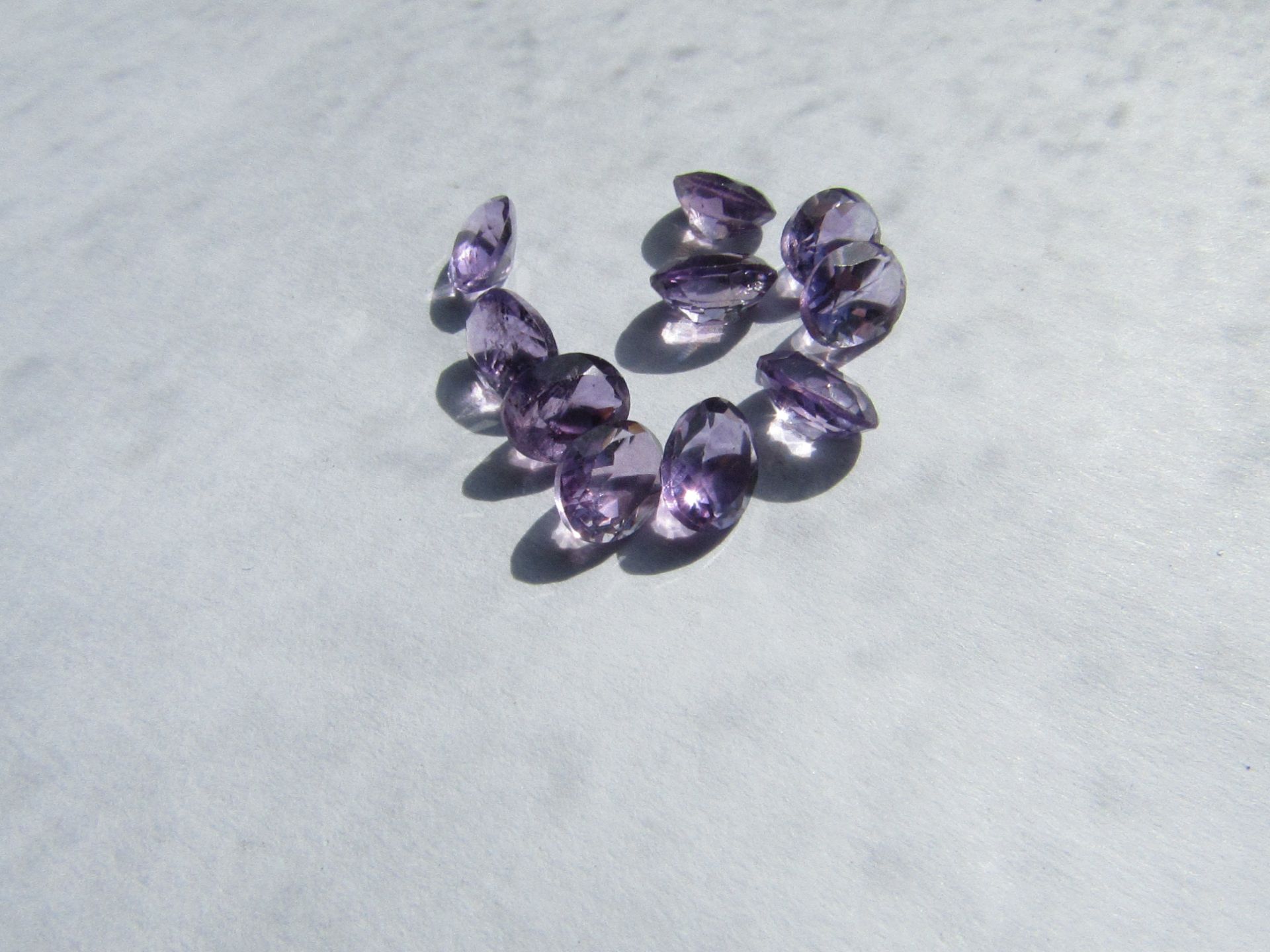 Beautiful Brazilian Amethyst Gemstones, 12.60 ct, 10 pieces, Cut: Oval