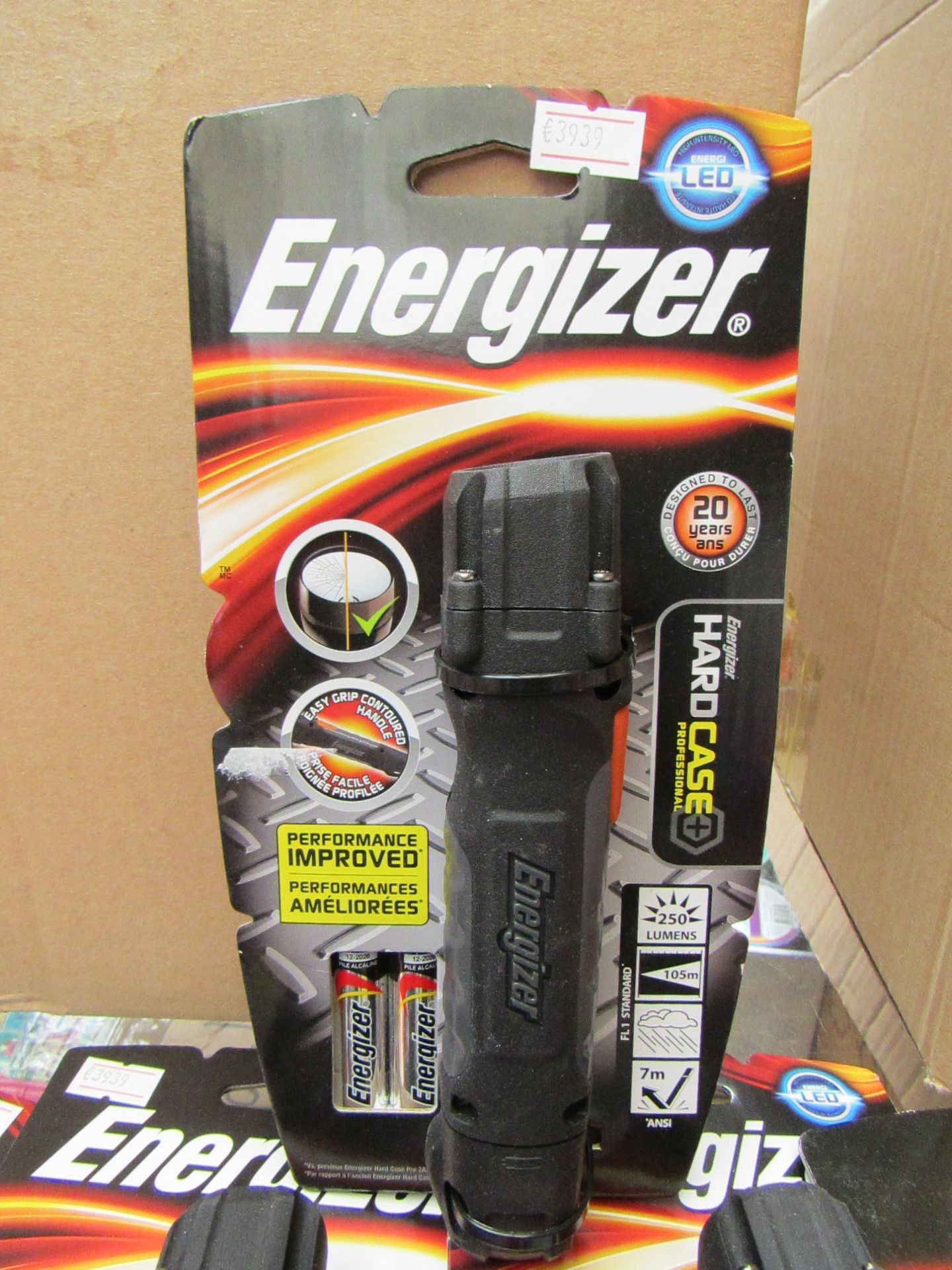 Energizer LED Torch Hard Case professional, comes with batteries, new