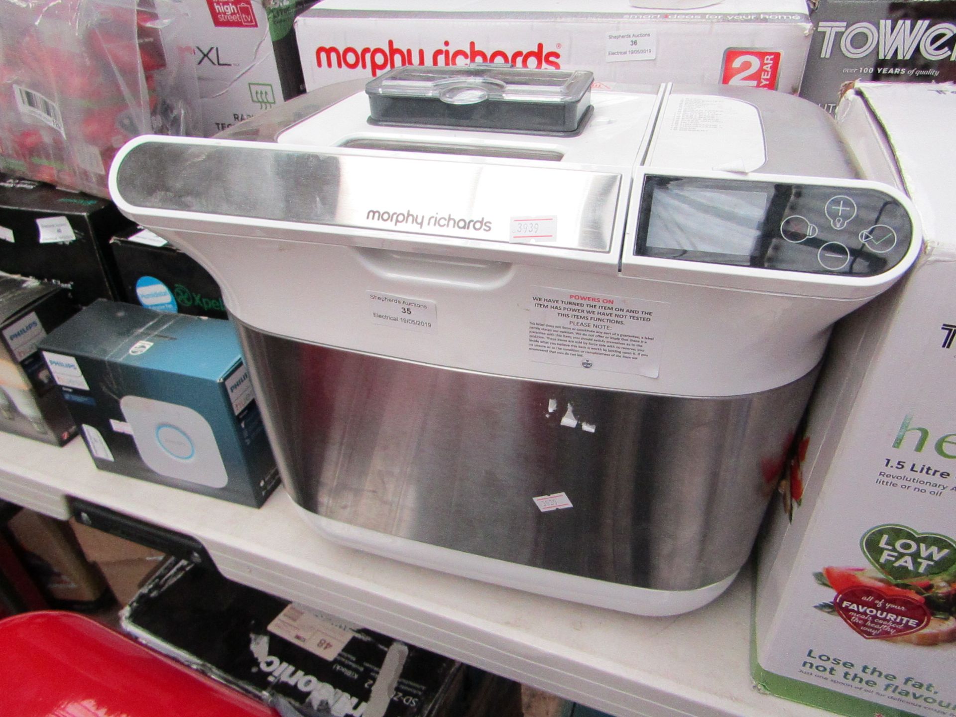 Morphy Richards Bread Maker RRP œ89.99, Powers On & Boxed