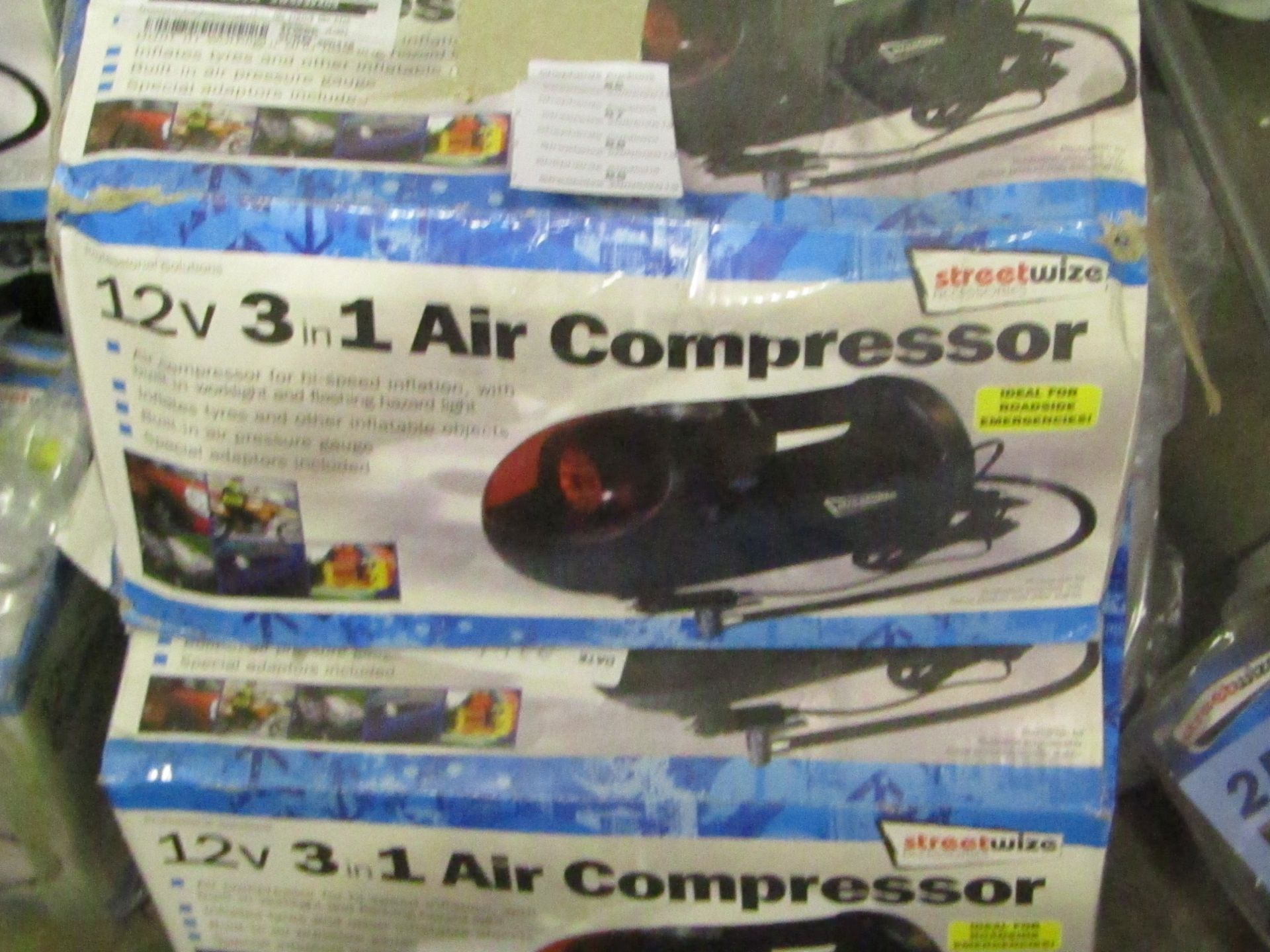 Streetwize 12v 3 in 1 air compressor, unchecked and boxed.