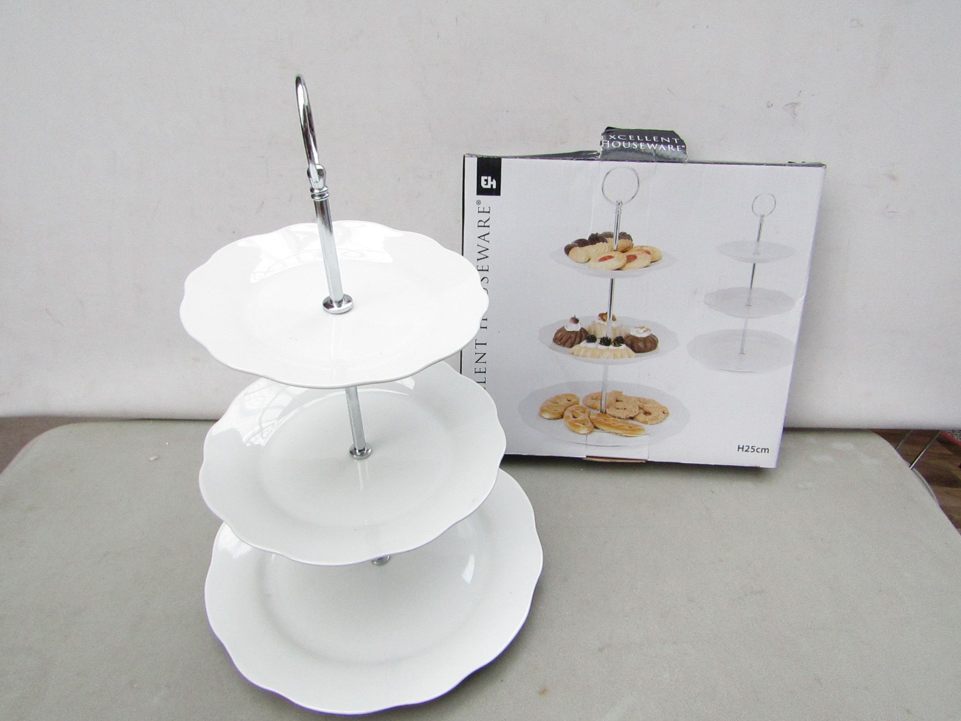 Exclusive homeware 3 tier cake stand, boxed and complete