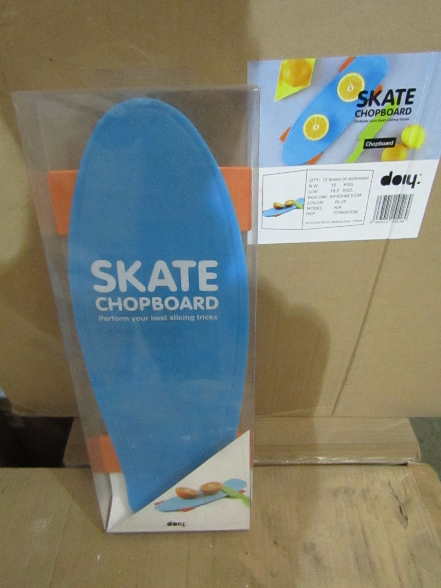 Box of 4x Skate Chopboard, the skate board shaped chopping board, new